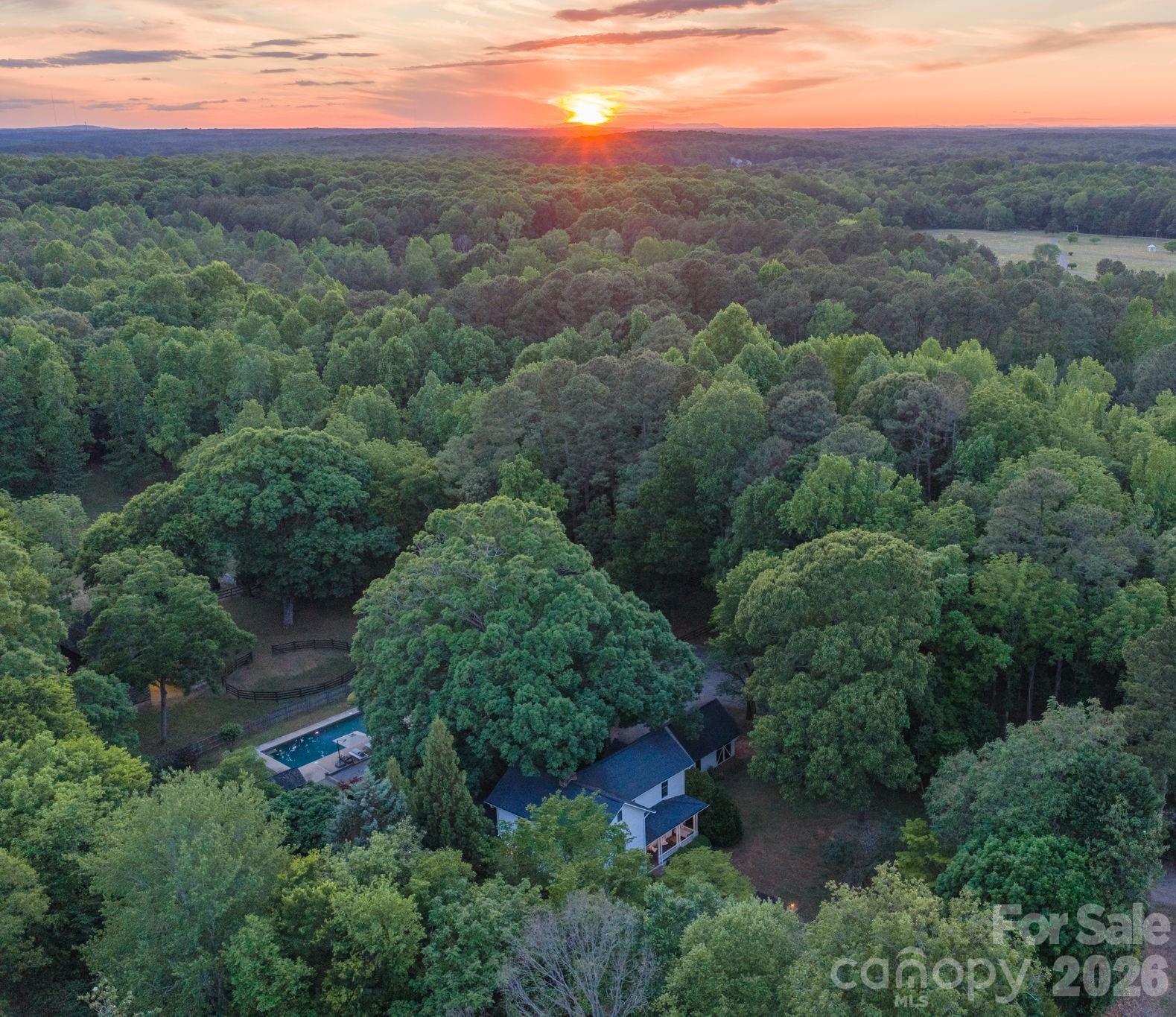 10915 Beatties Ford Road — Huntersville