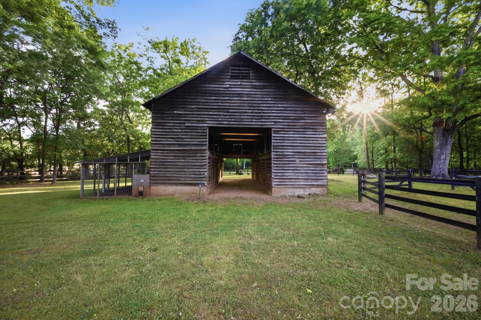 10915 Beatties Ford Road — Huntersville
