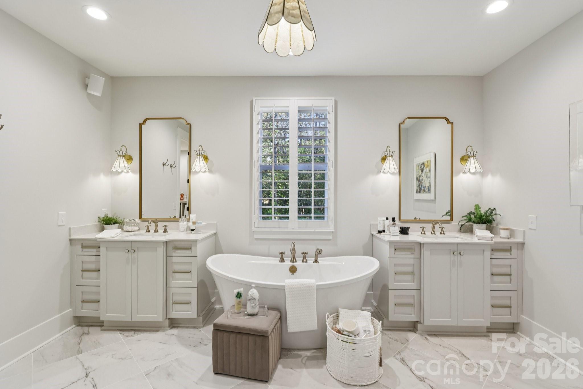 2013 Garden View Lane — Weddington