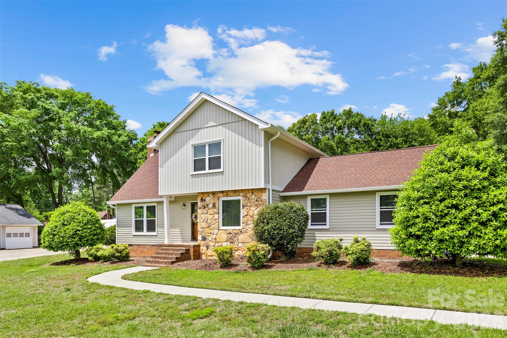107 Friendfield Drive — Fort Mill