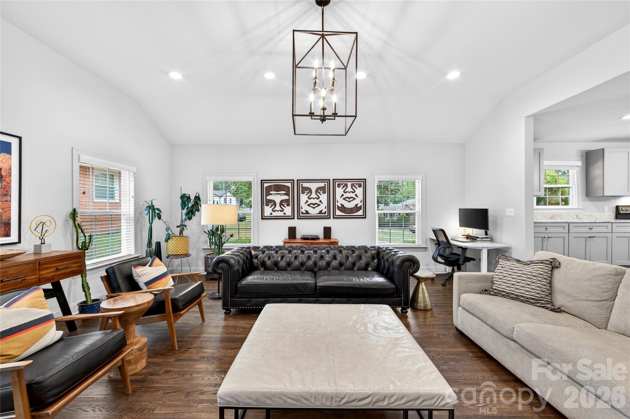 4023 Firethorne Road — Charlotte