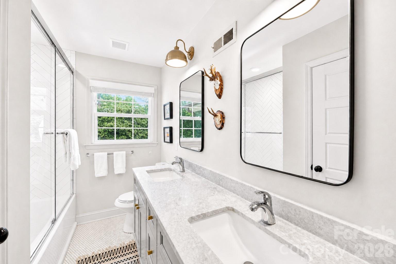 4023 Firethorne Road — Charlotte