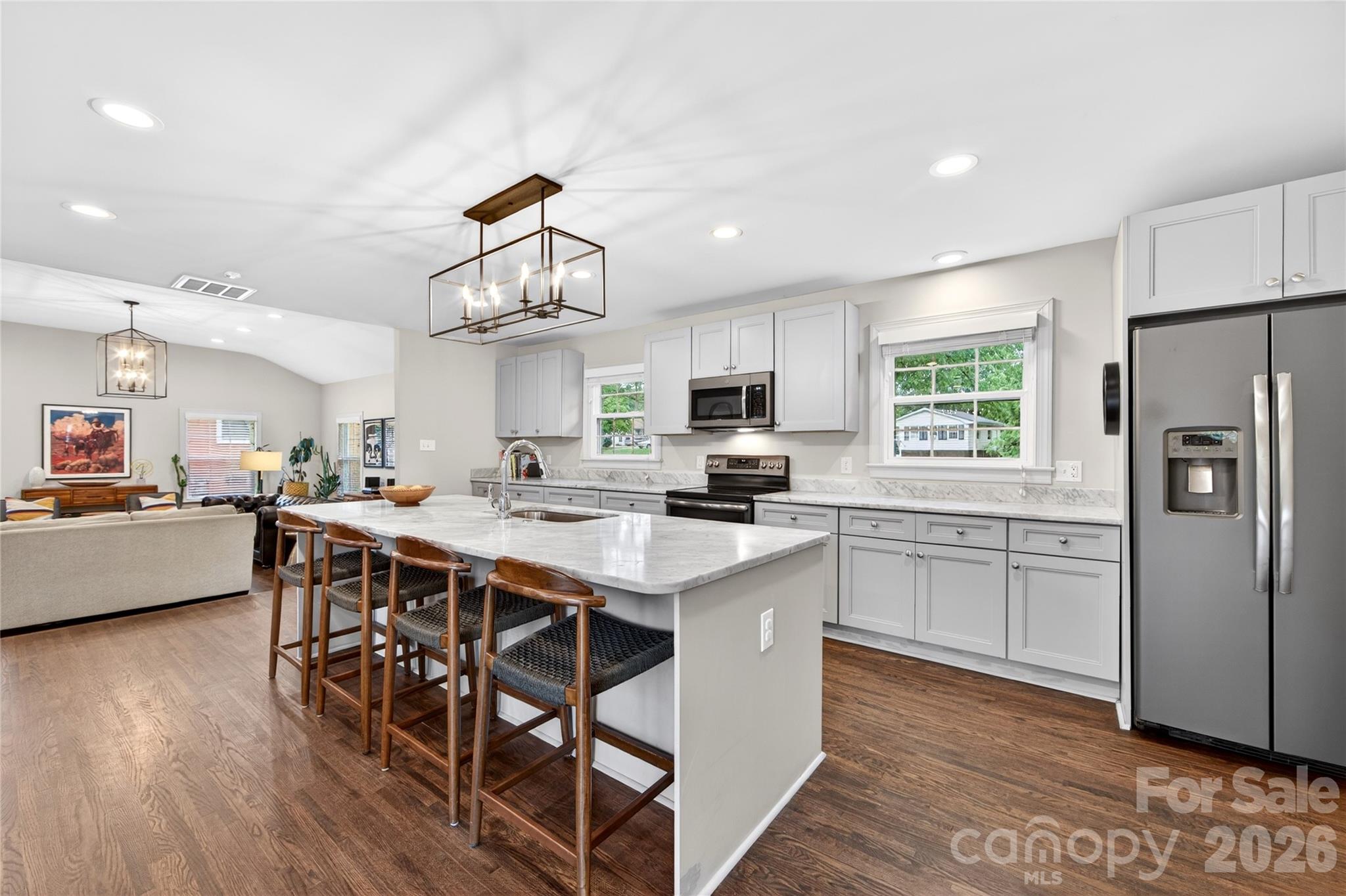 4023 Firethorne Road — Charlotte