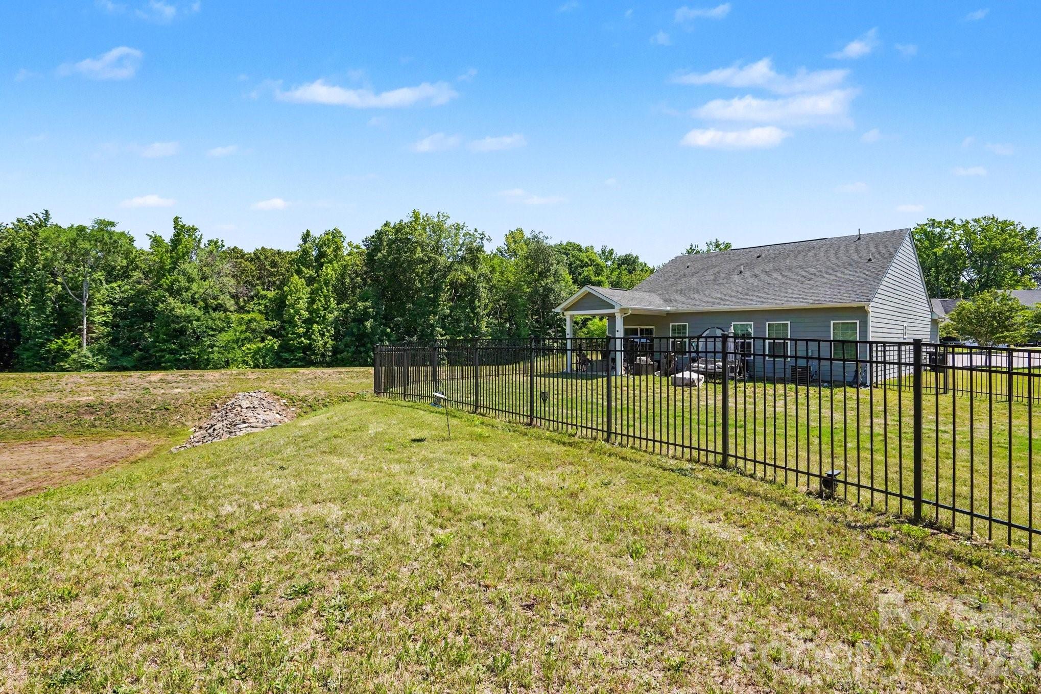 1710 Slippery Rock Lane — Monroe