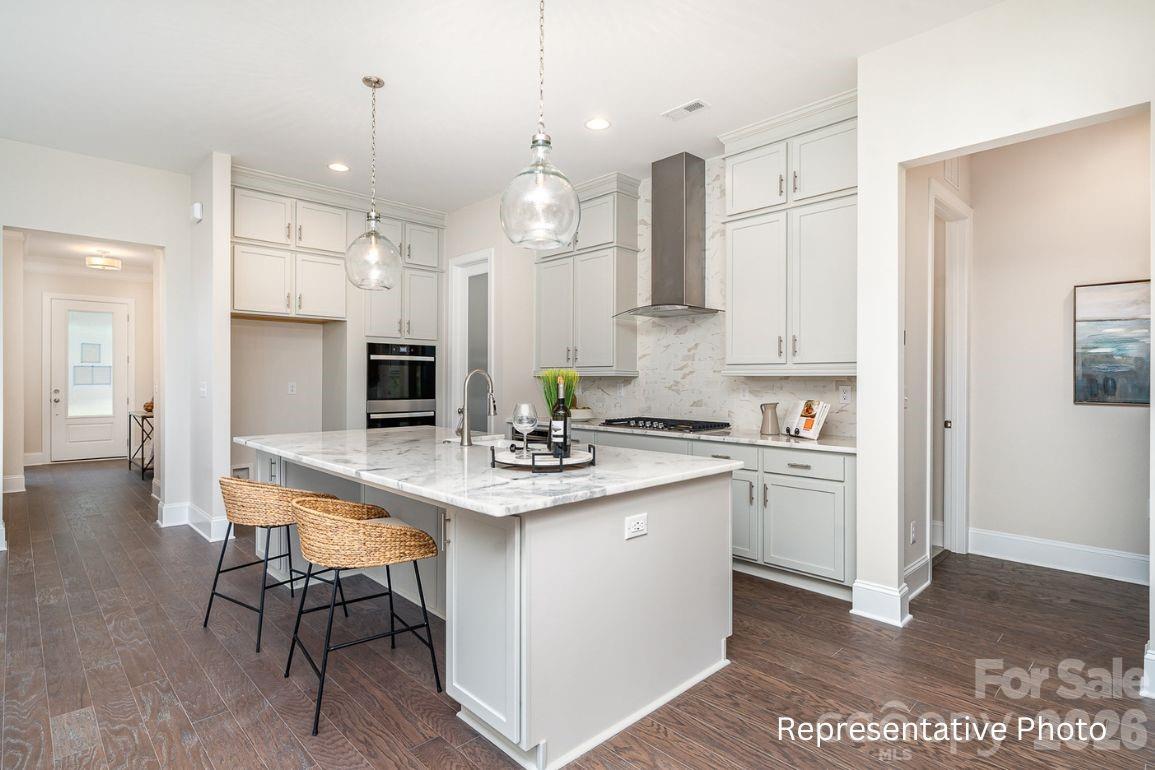20396 Queens Street — Cornelius