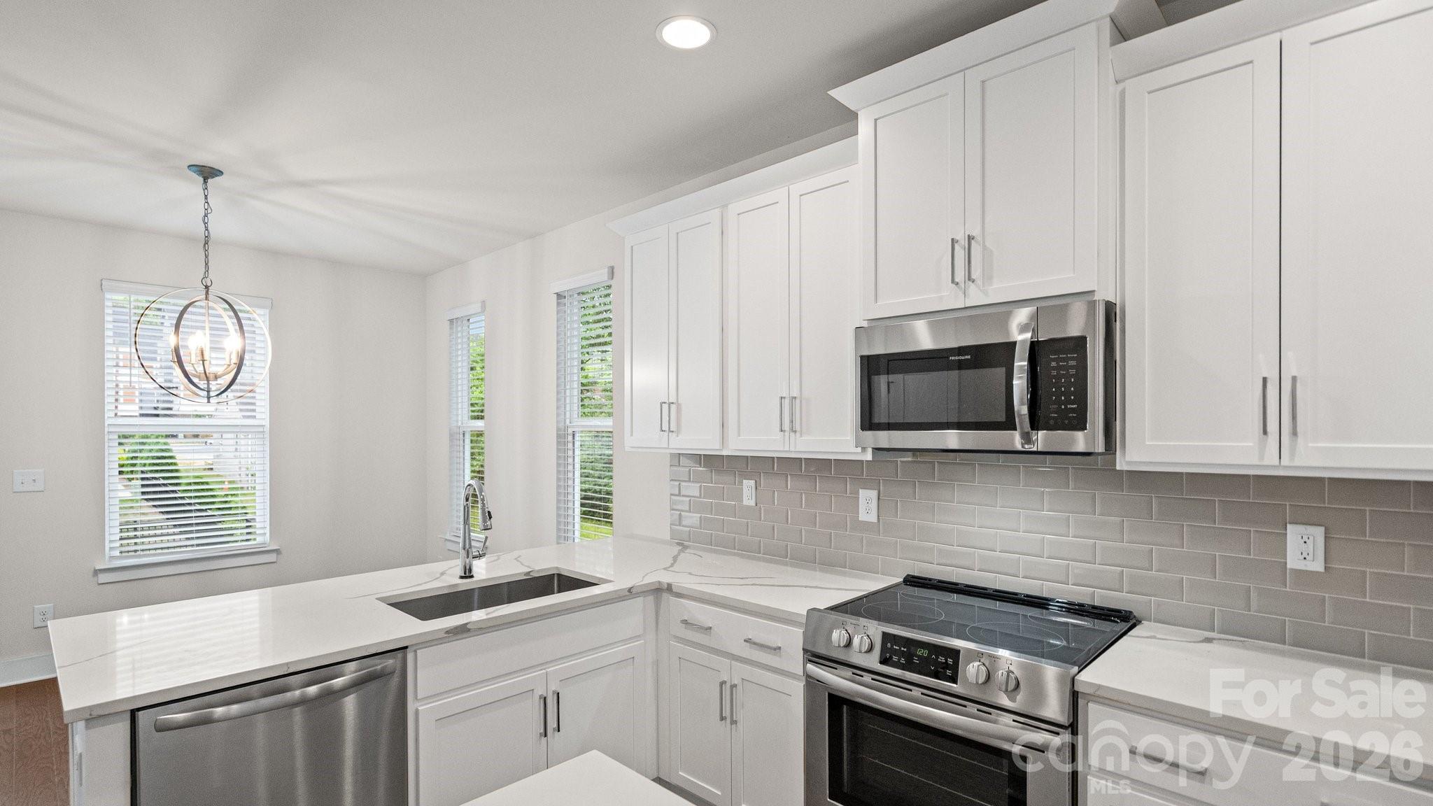 5003 York Park Lane — Charlotte