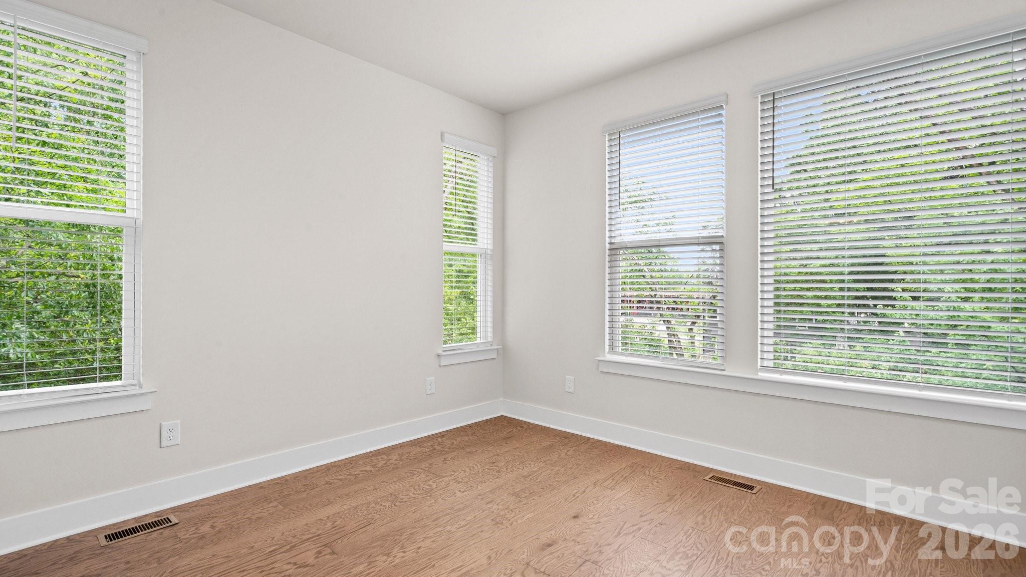 5003 York Park Lane — Charlotte