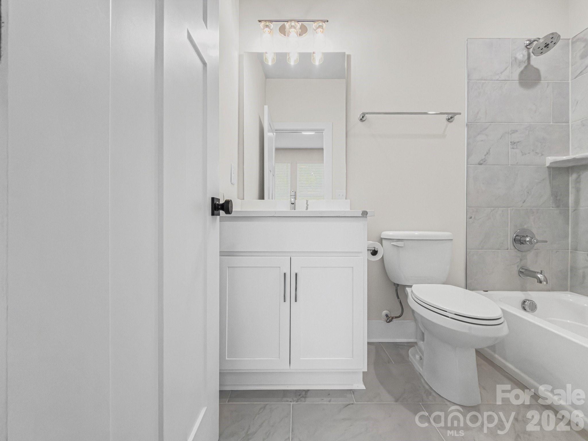5003 York Park Lane — Charlotte