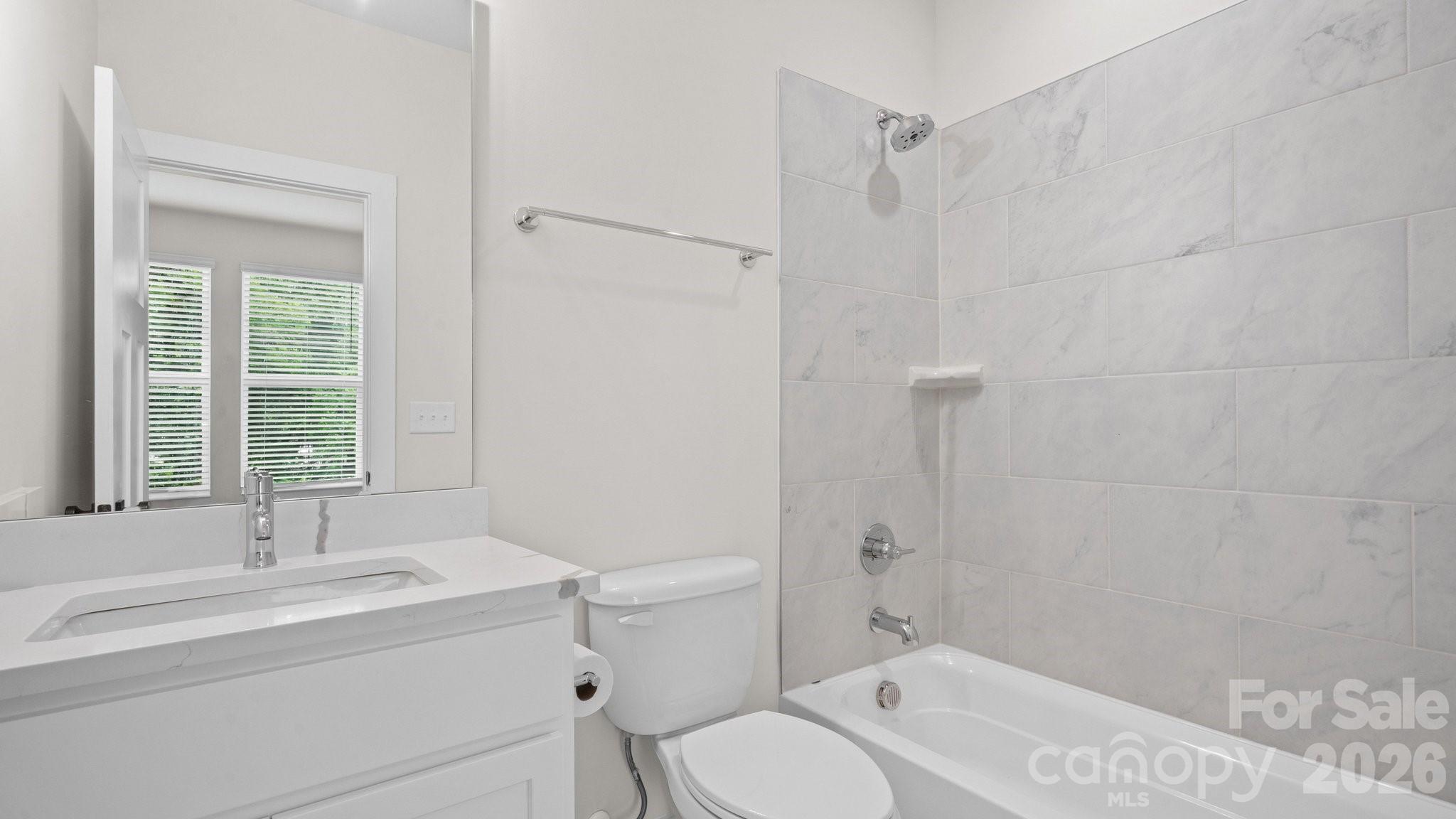 5003 York Park Lane — Charlotte