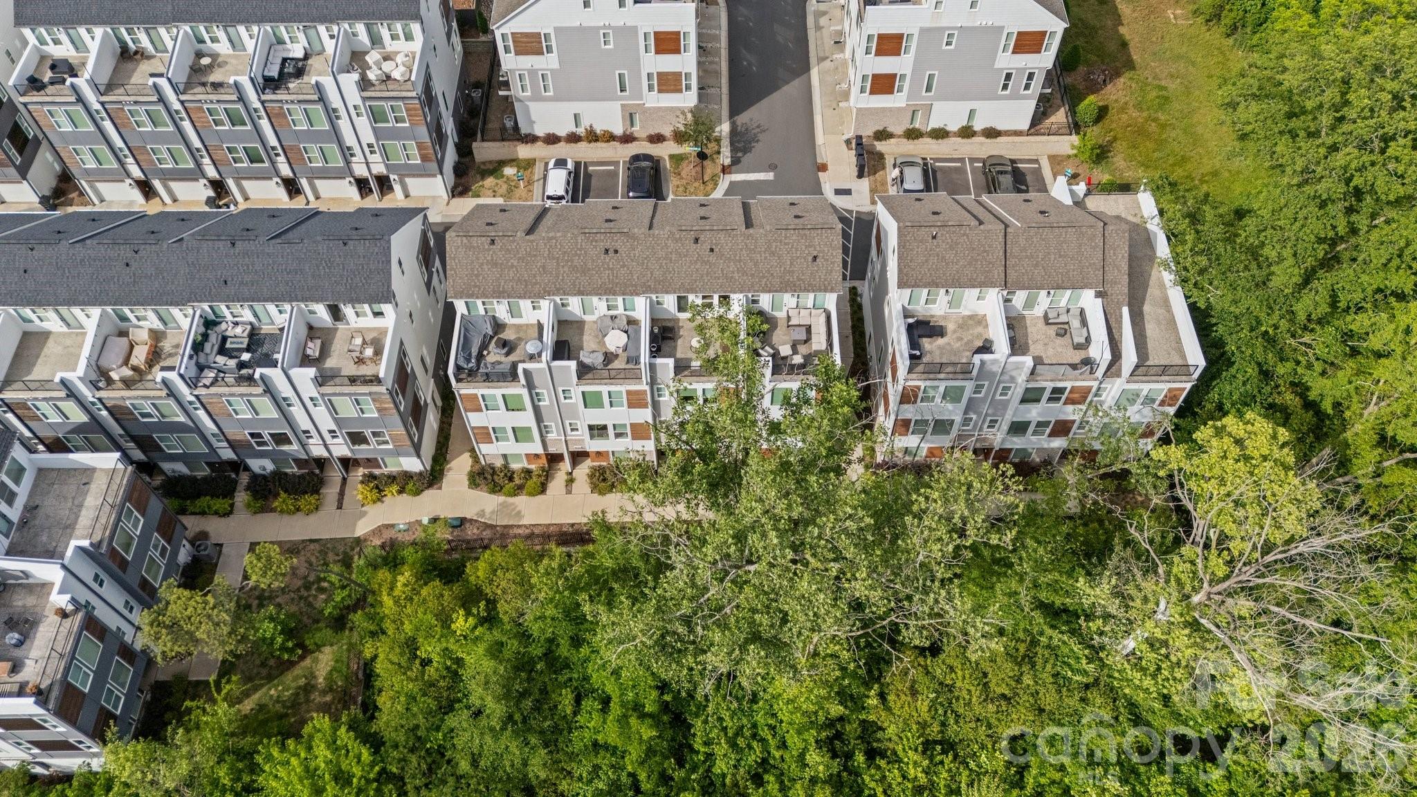 5003 York Park Lane — Charlotte