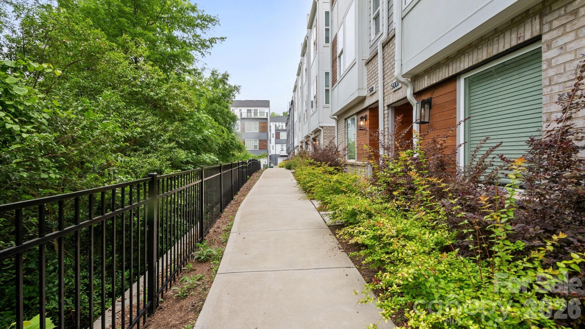 5003 York Park Lane — Charlotte
