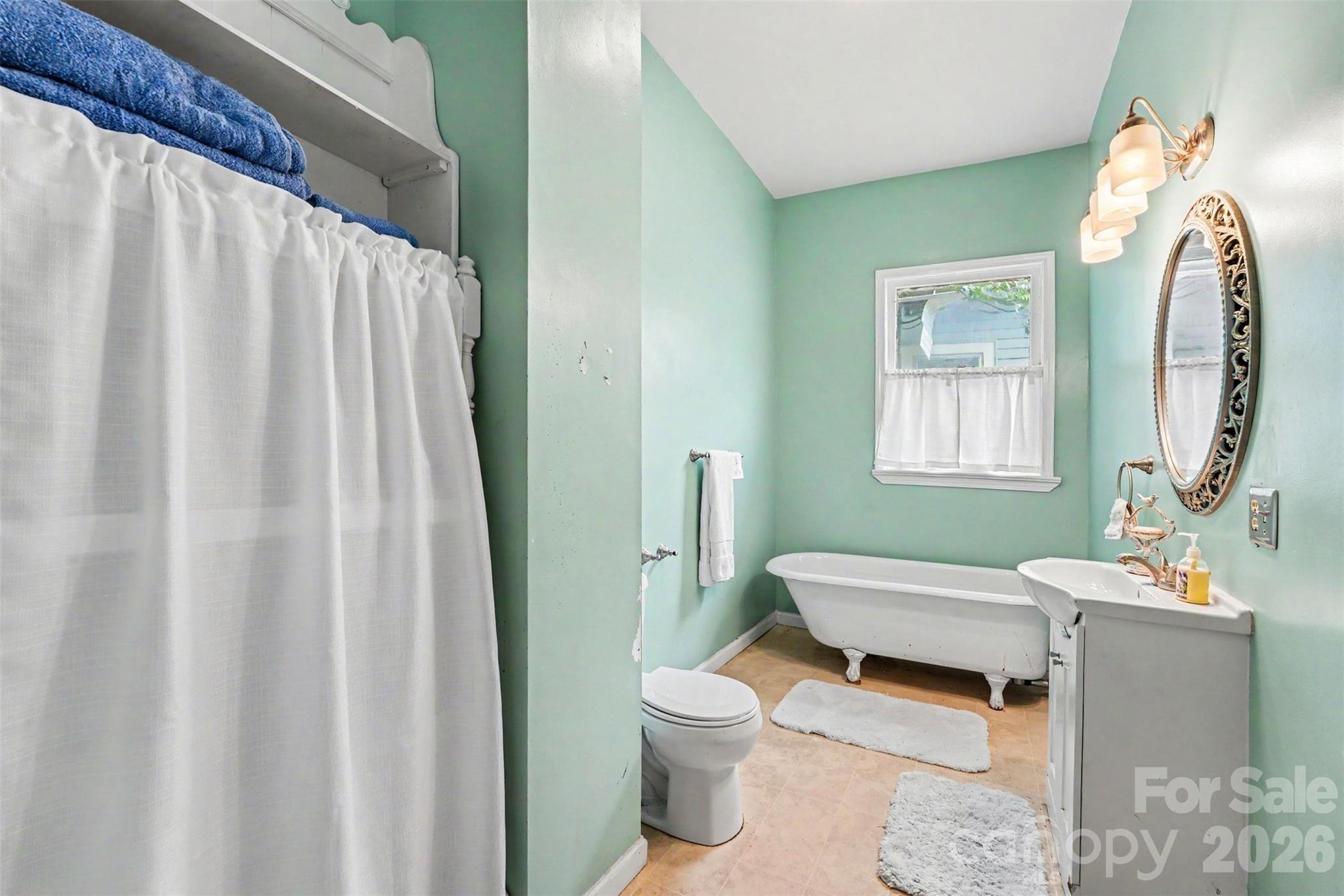 524 W Horah Street — Salisbury