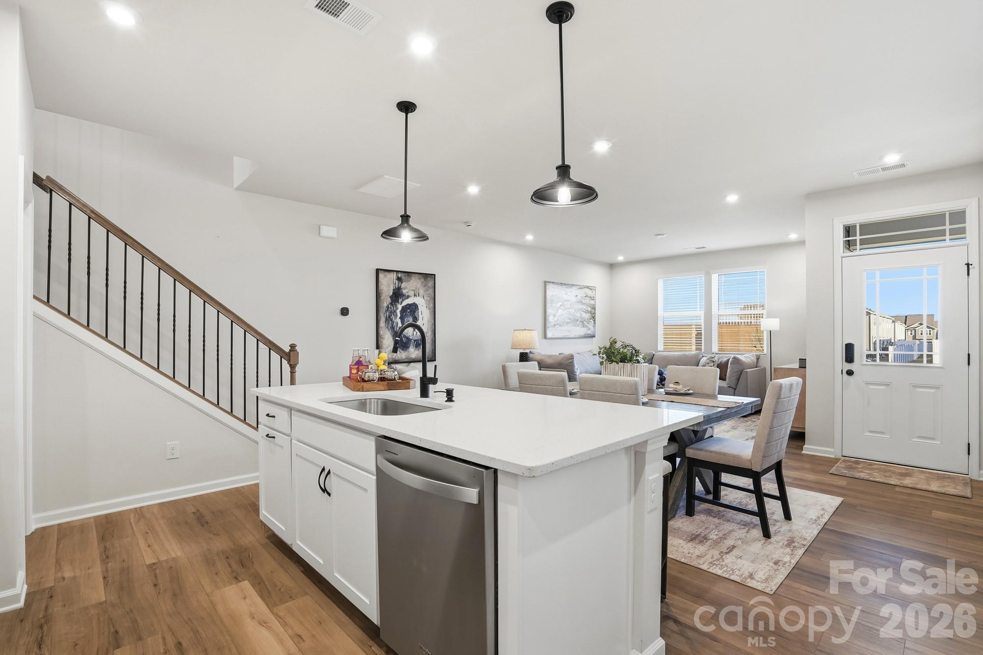 3800 Cheyney Park Drive — Charlotte