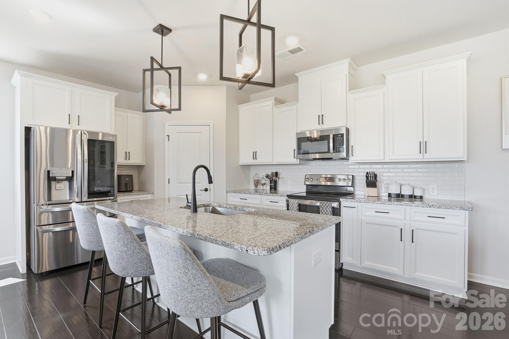 16043 River Tree Lane — Charlotte