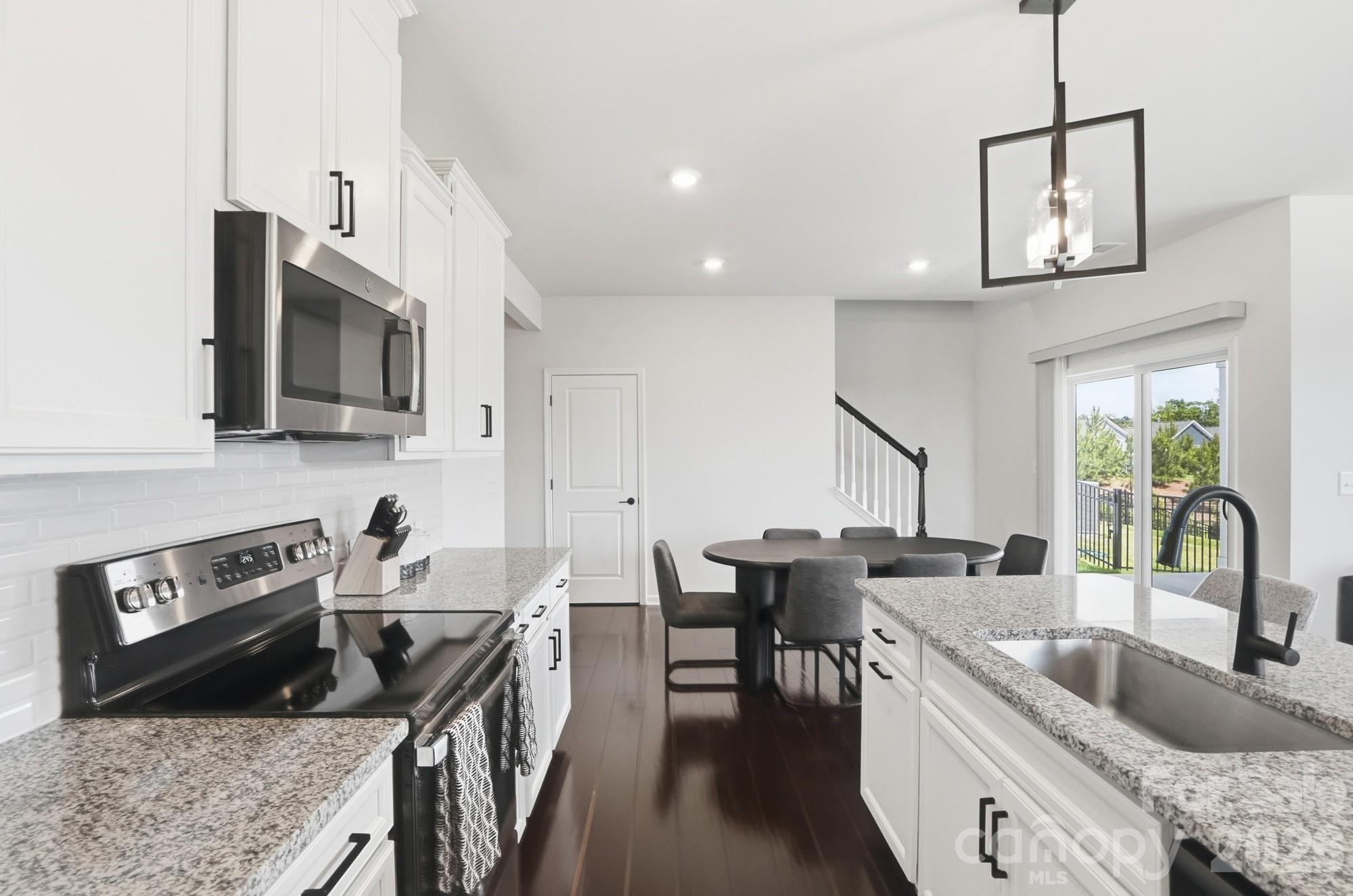 16043 River Tree Lane — Charlotte