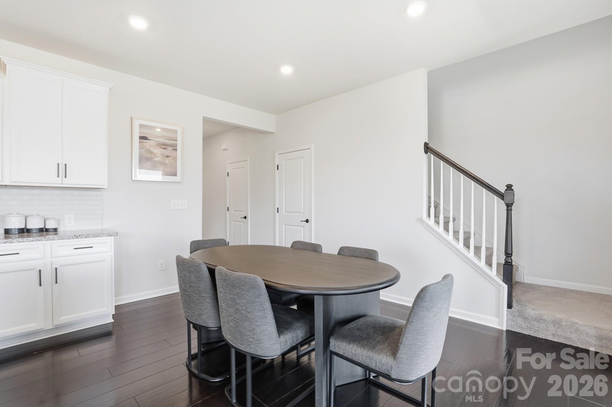 16043 River Tree Lane — Charlotte