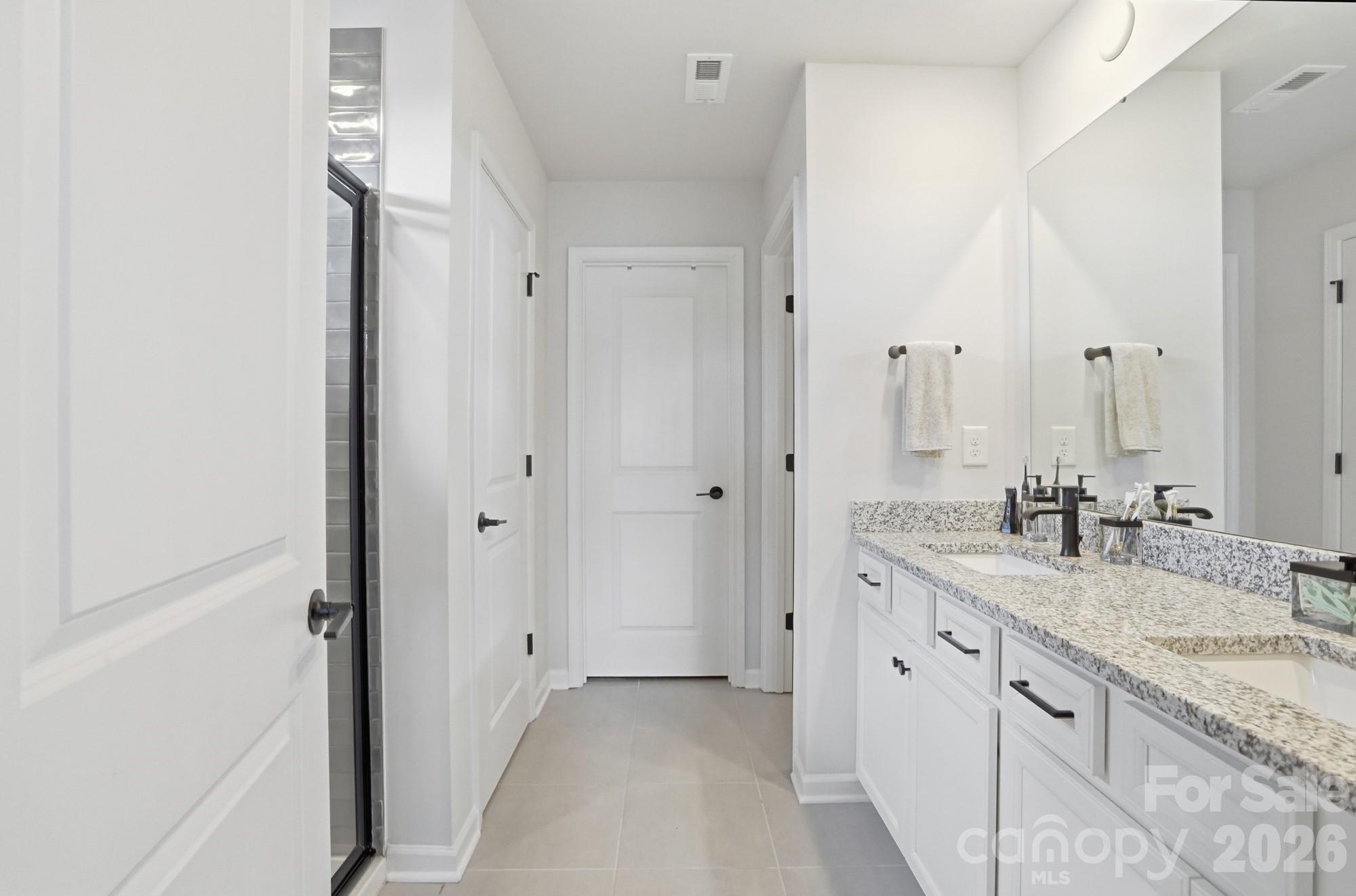 16043 River Tree Lane — Charlotte