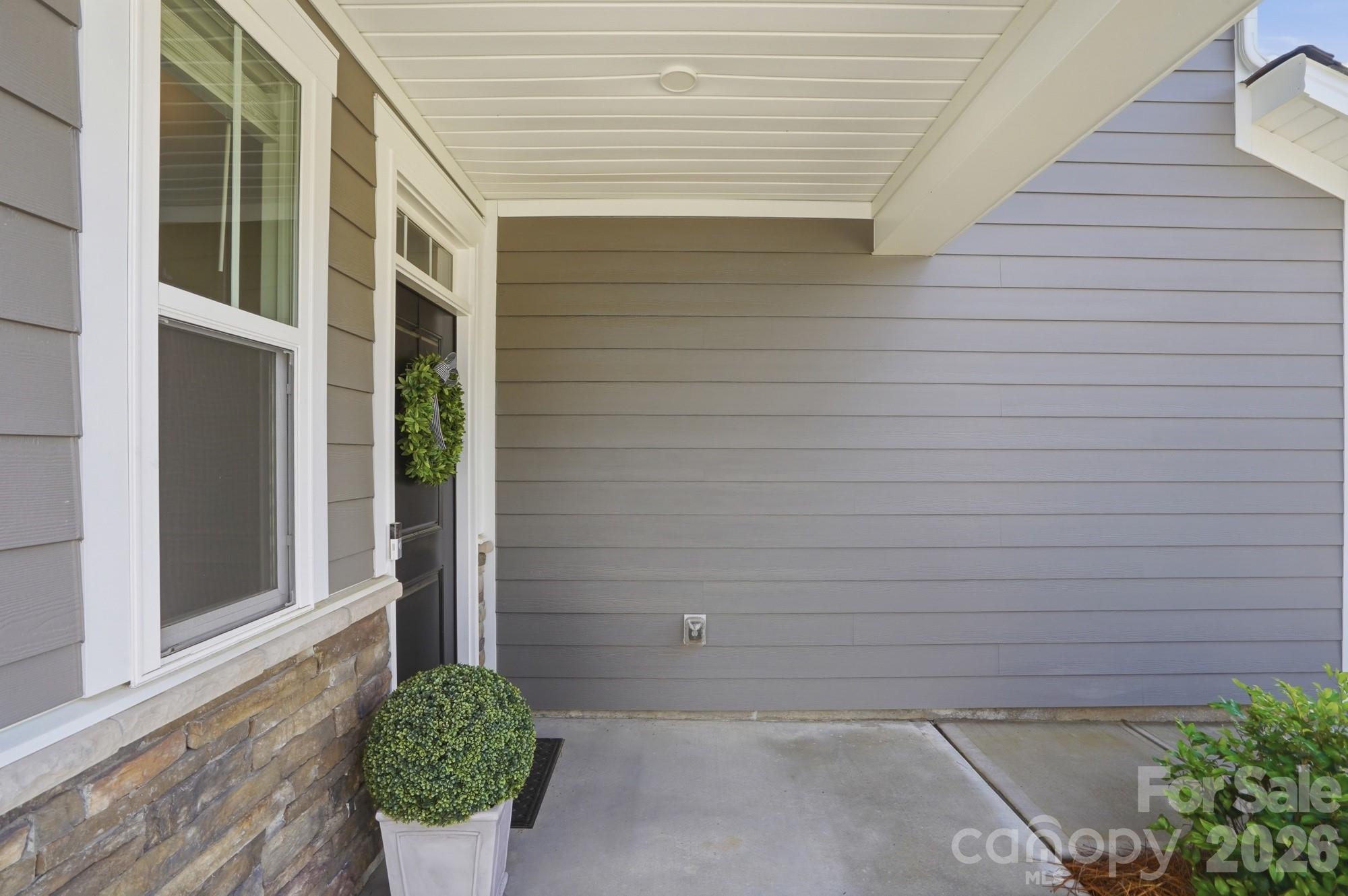 16043 River Tree Lane — Charlotte