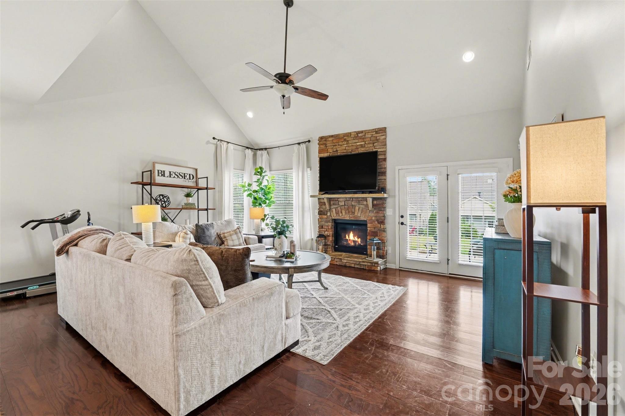 13324 Union Square Drive — Huntersville