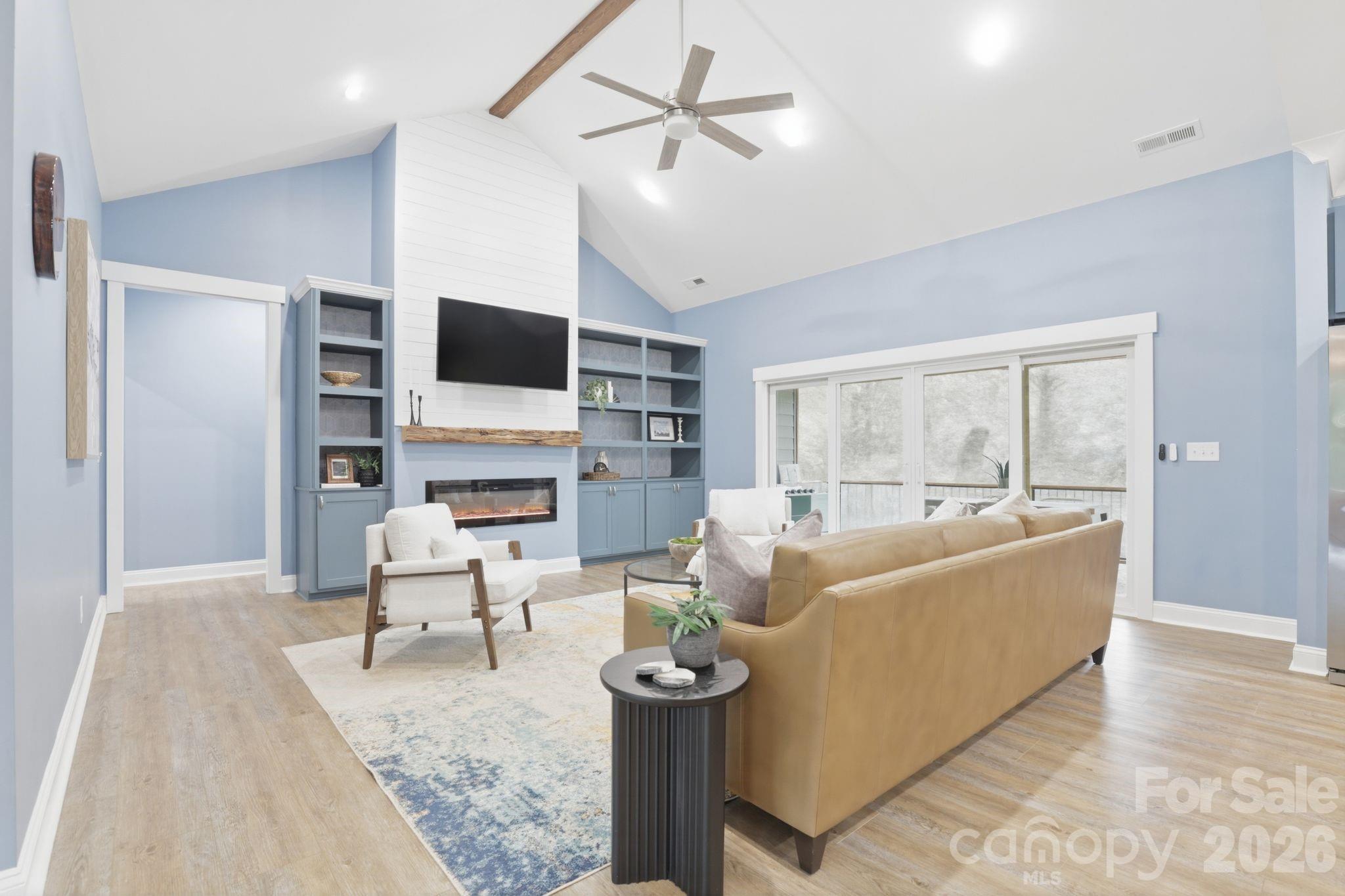1881 E Maiden Road — Maiden