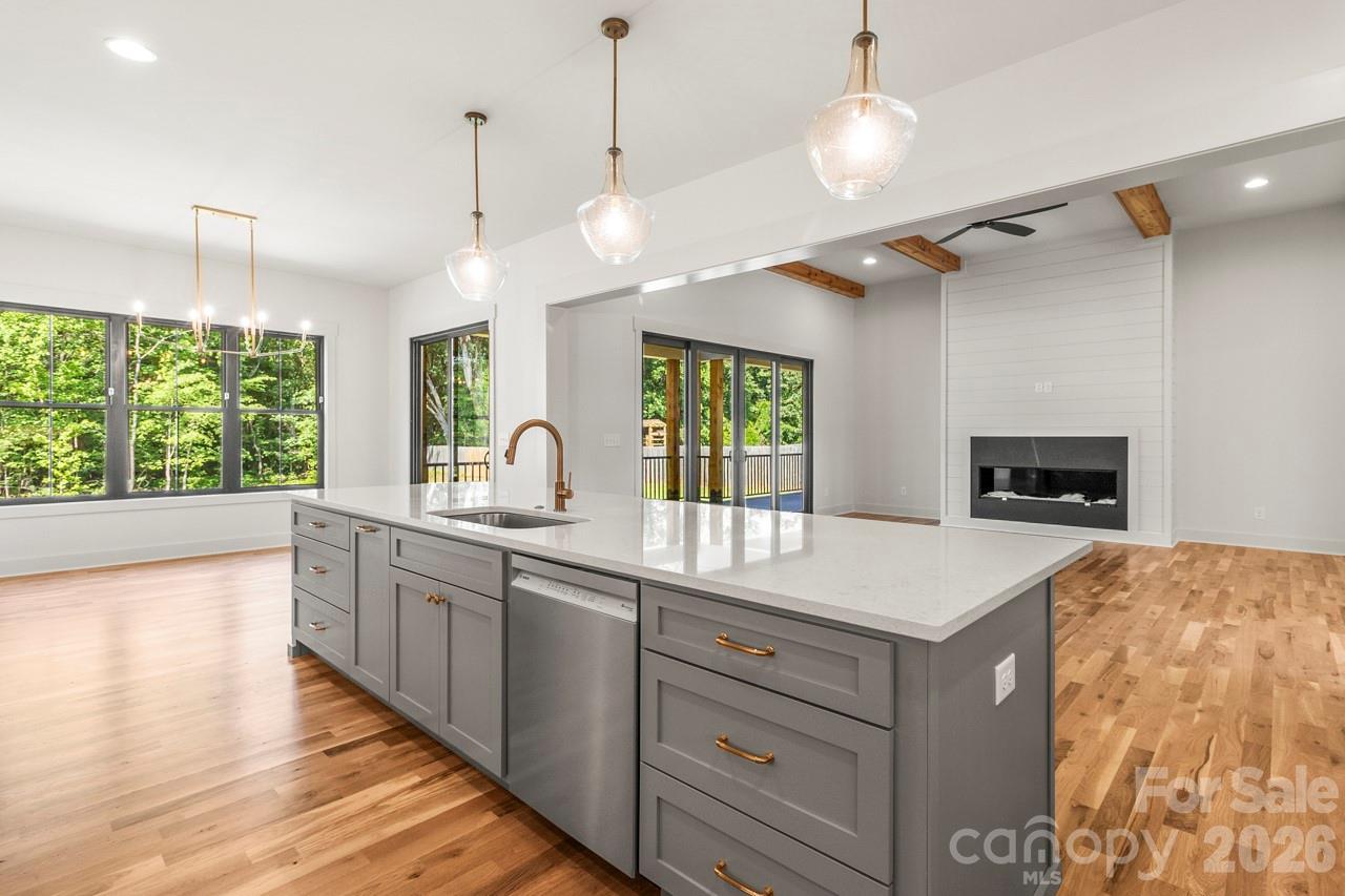 2373 Lee Lawing Road — Lincolnton