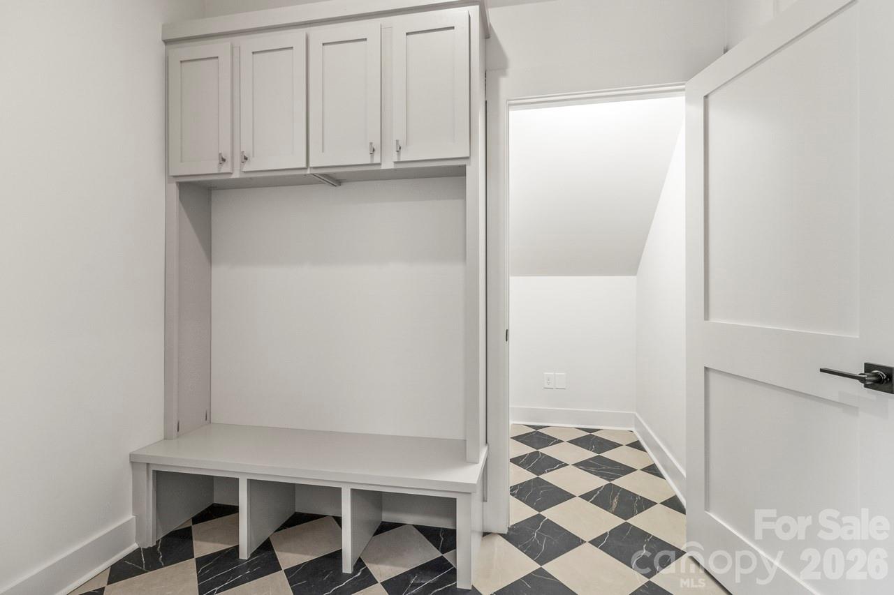 2373 Lee Lawing Road — Lincolnton