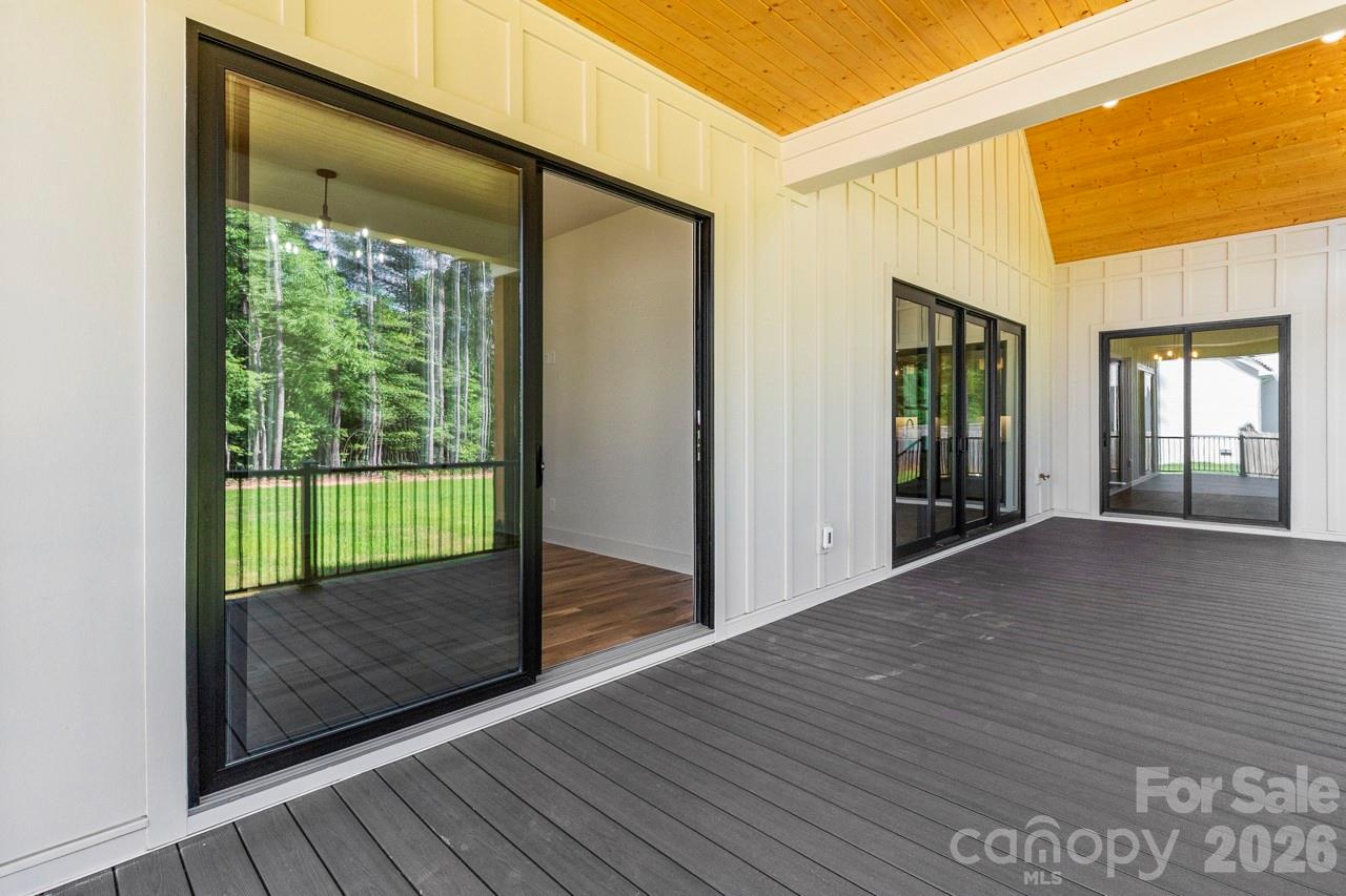 2373 Lee Lawing Road — Lincolnton