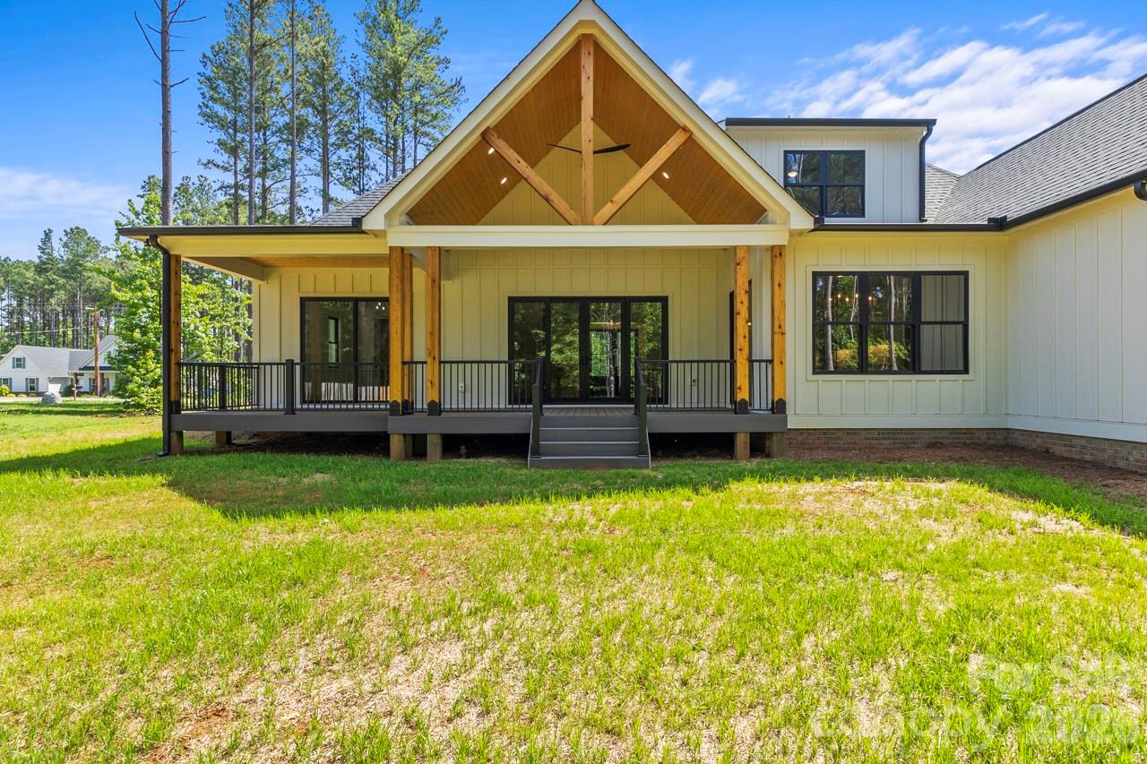 2373 Lee Lawing Road — Lincolnton
