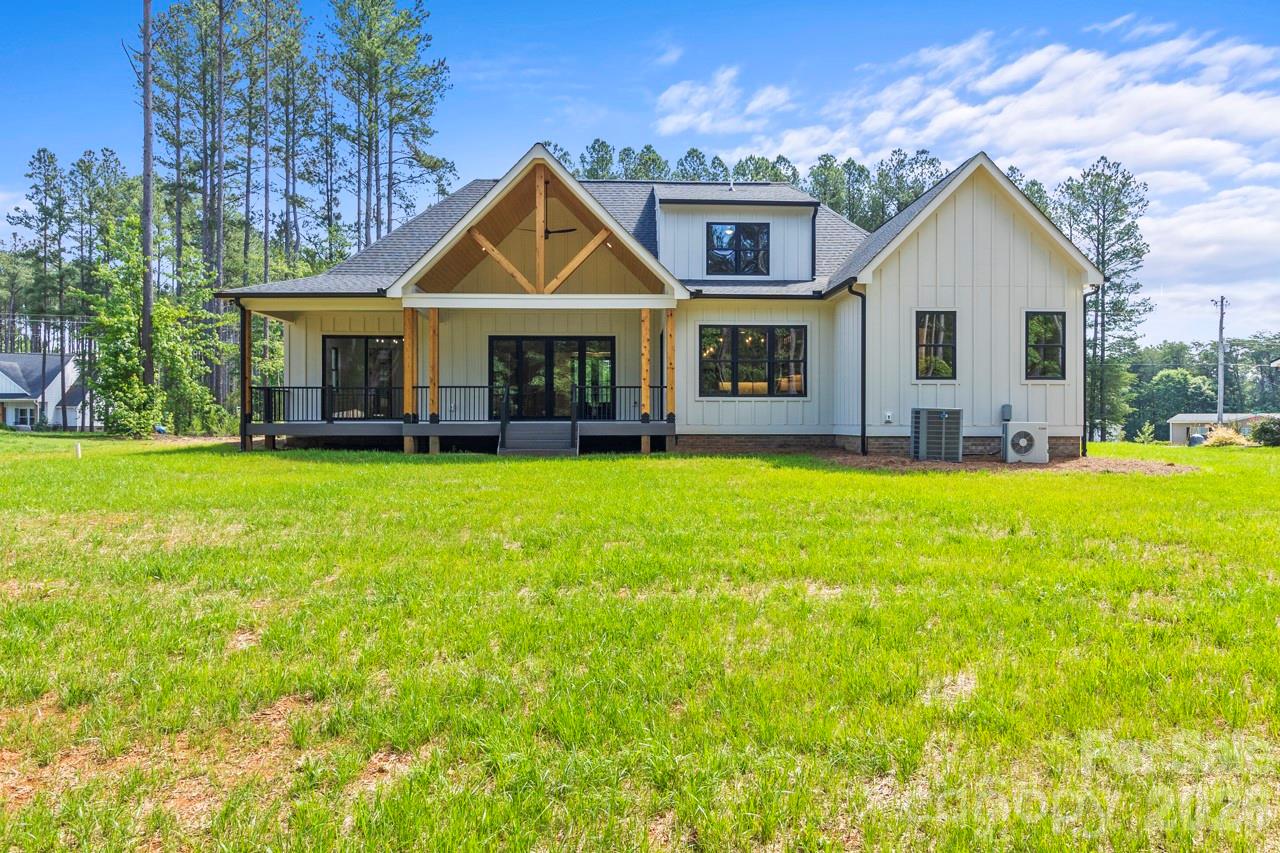 2373 Lee Lawing Road — Lincolnton