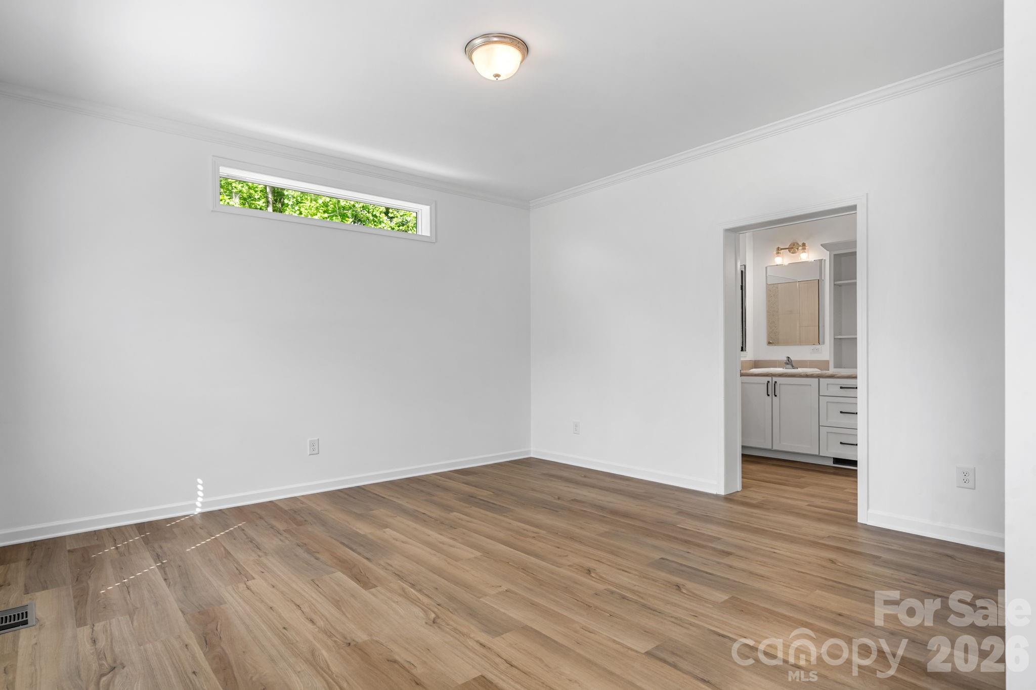7006 Waterfront Place — Granite Falls