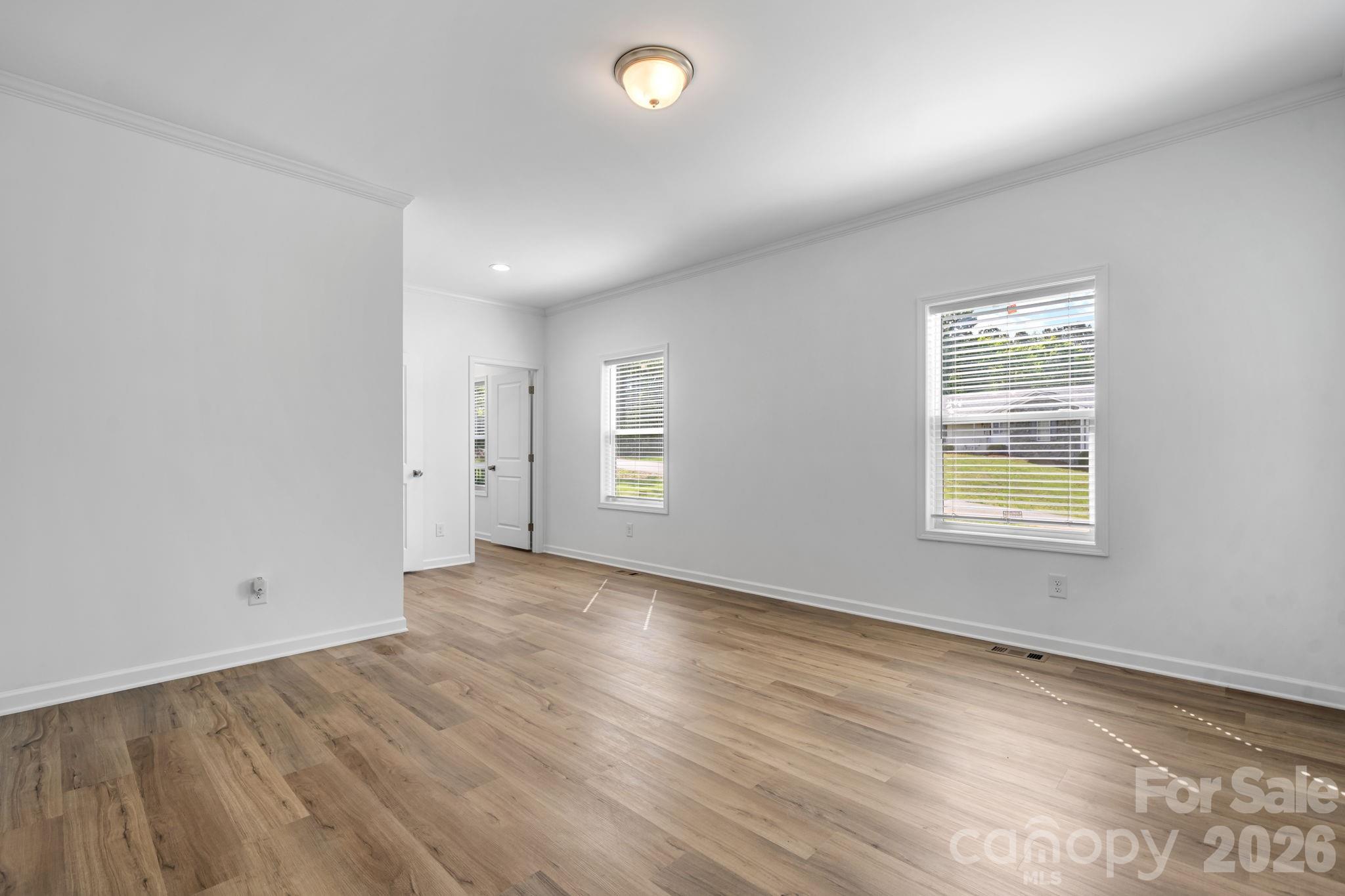 7006 Waterfront Place — Granite Falls