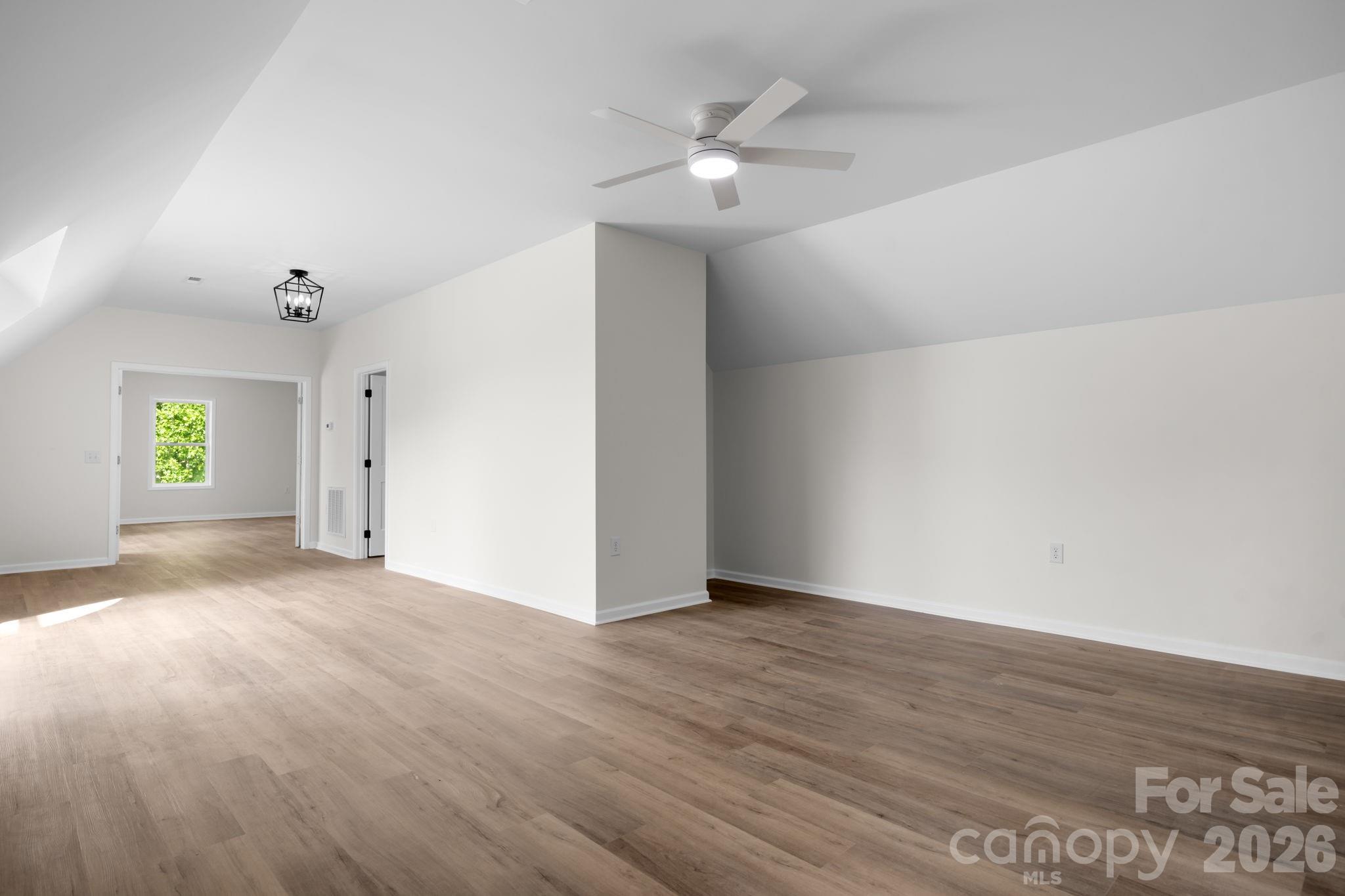 7006 Waterfront Place — Granite Falls