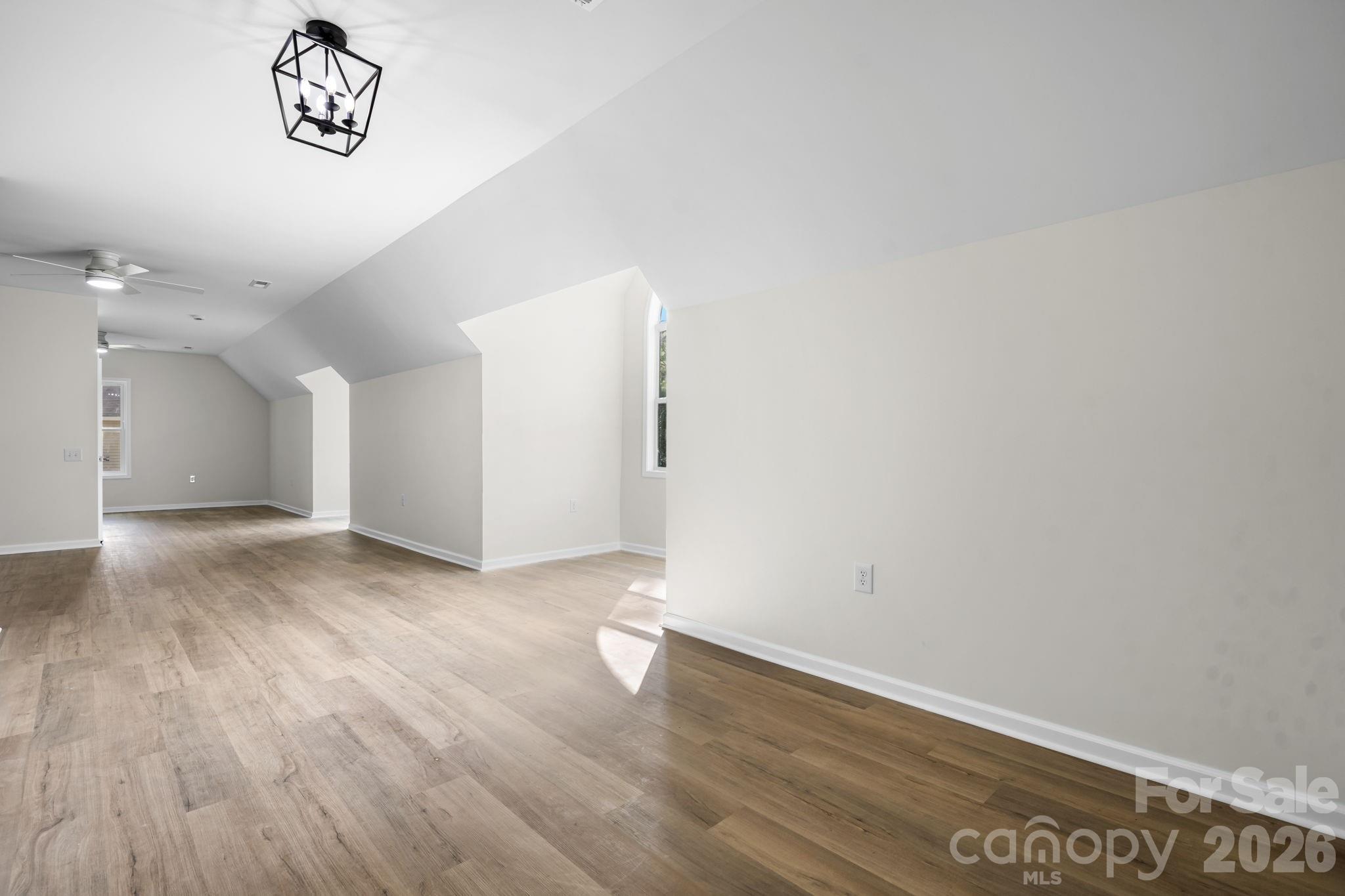 7006 Waterfront Place — Granite Falls