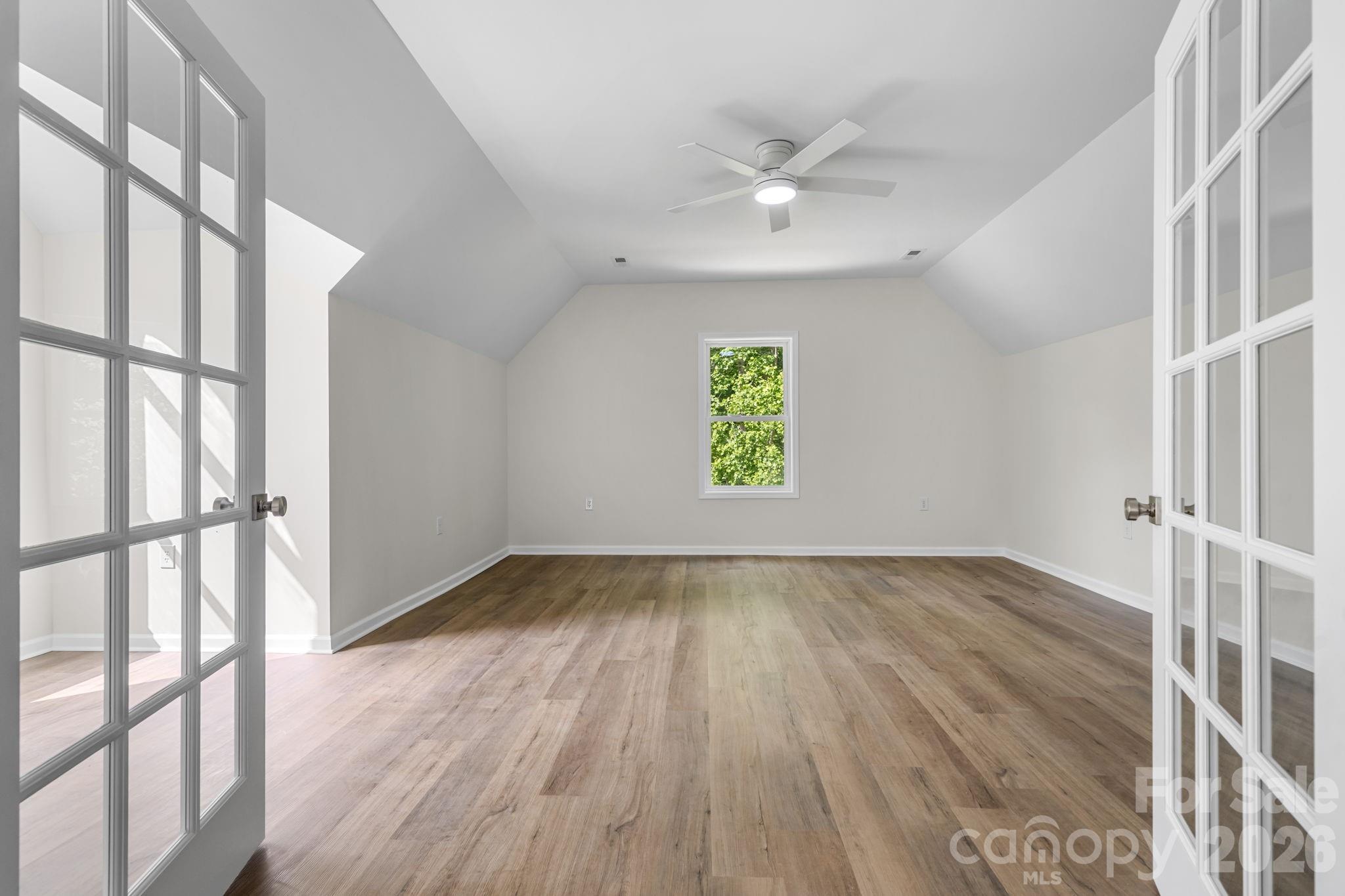 7006 Waterfront Place — Granite Falls