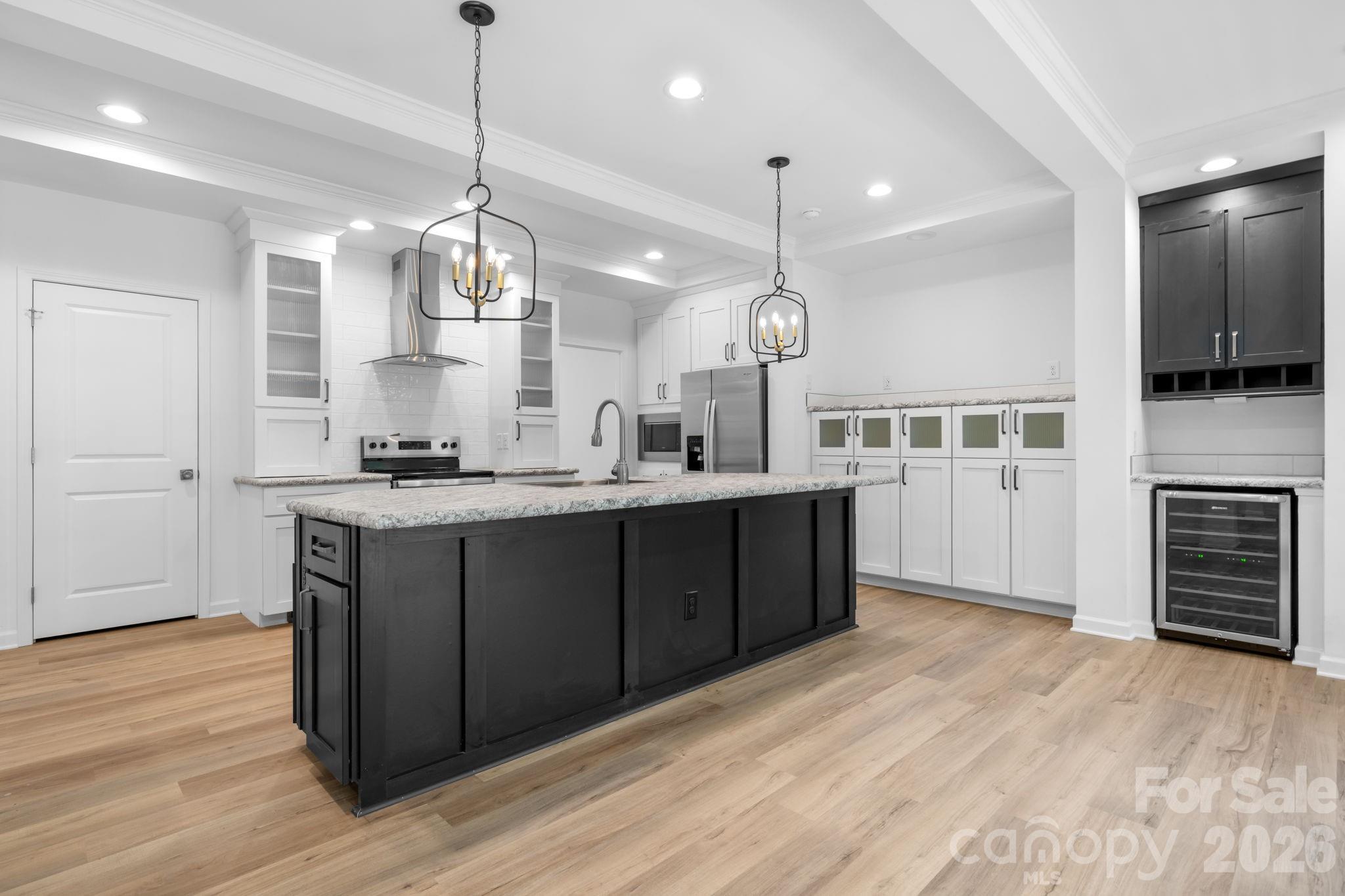 7006 Waterfront Place — Granite Falls
