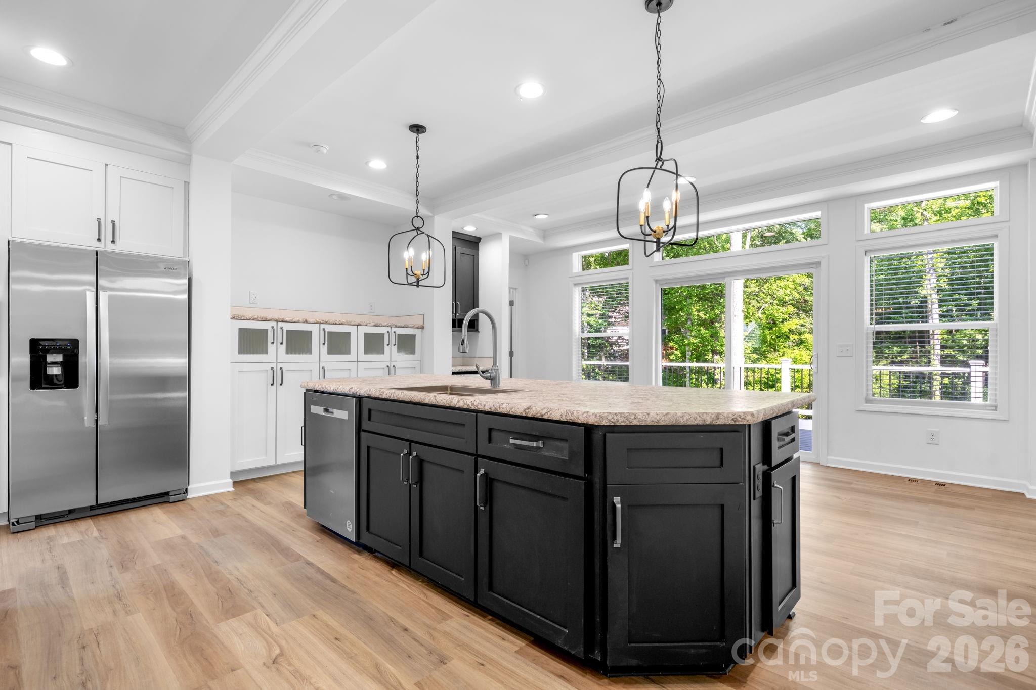 7006 Waterfront Place — Granite Falls