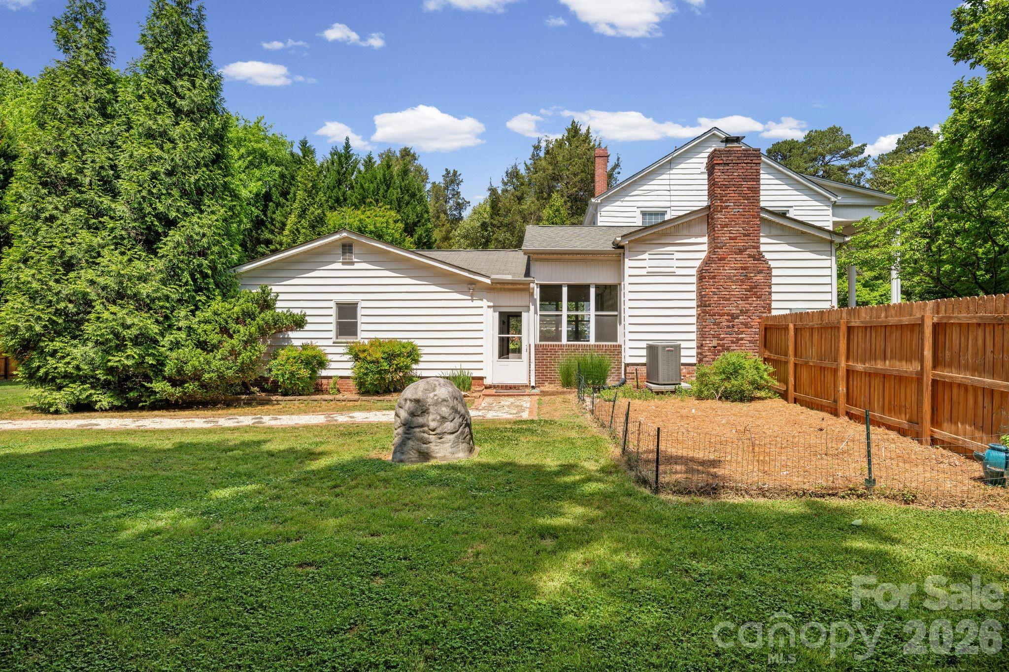 2403 E Innes Street — Salisbury