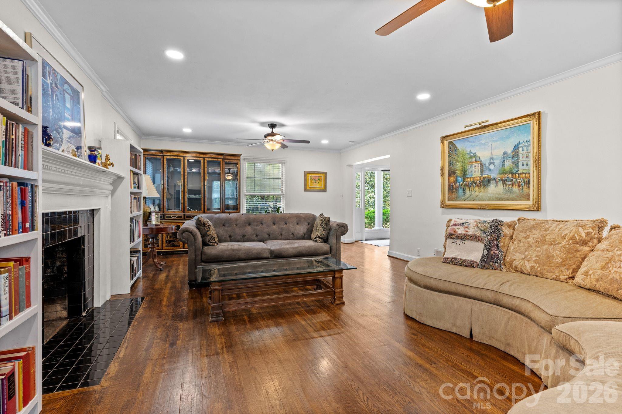 2403 E Innes Street — Salisbury