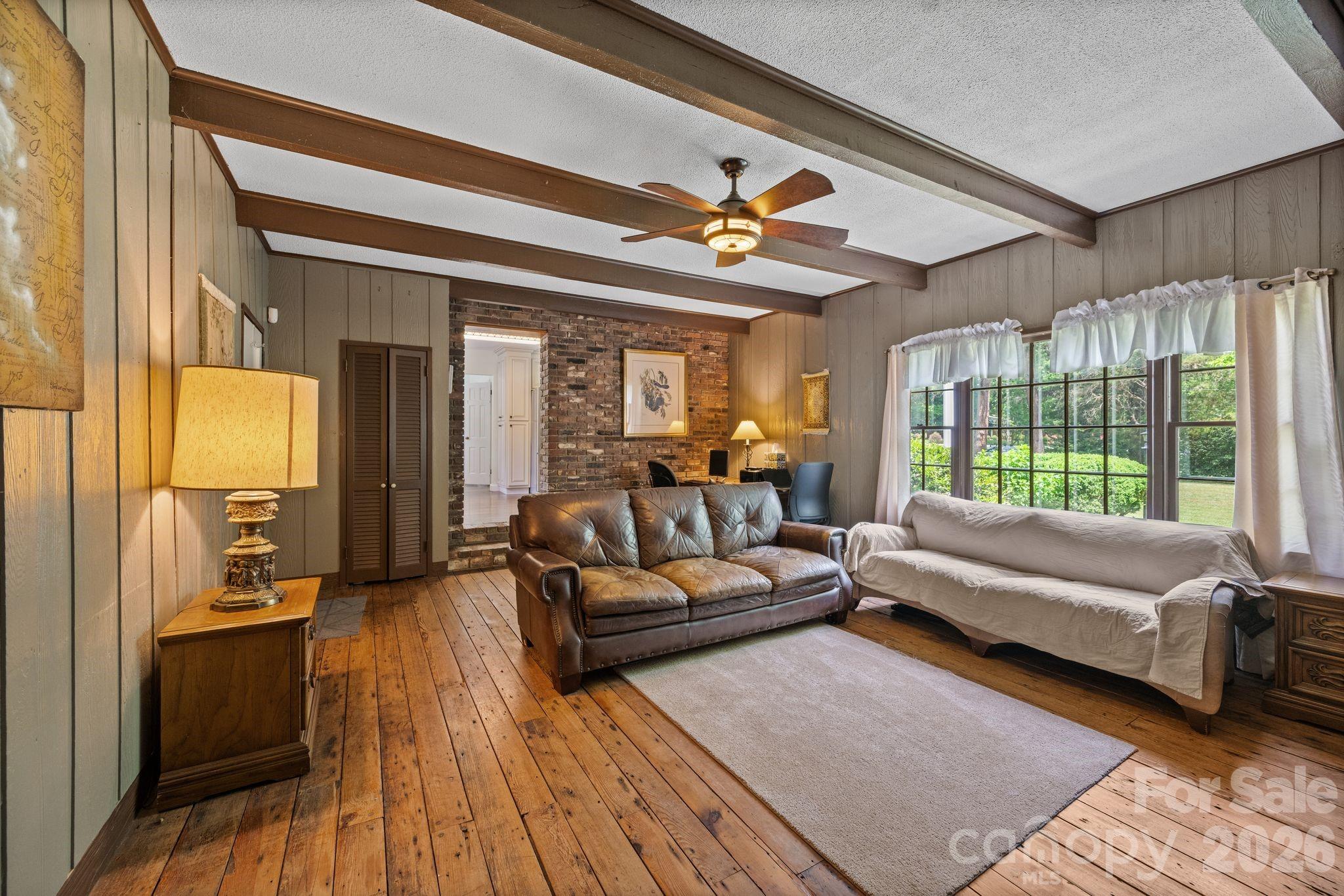 2403 E Innes Street — Salisbury