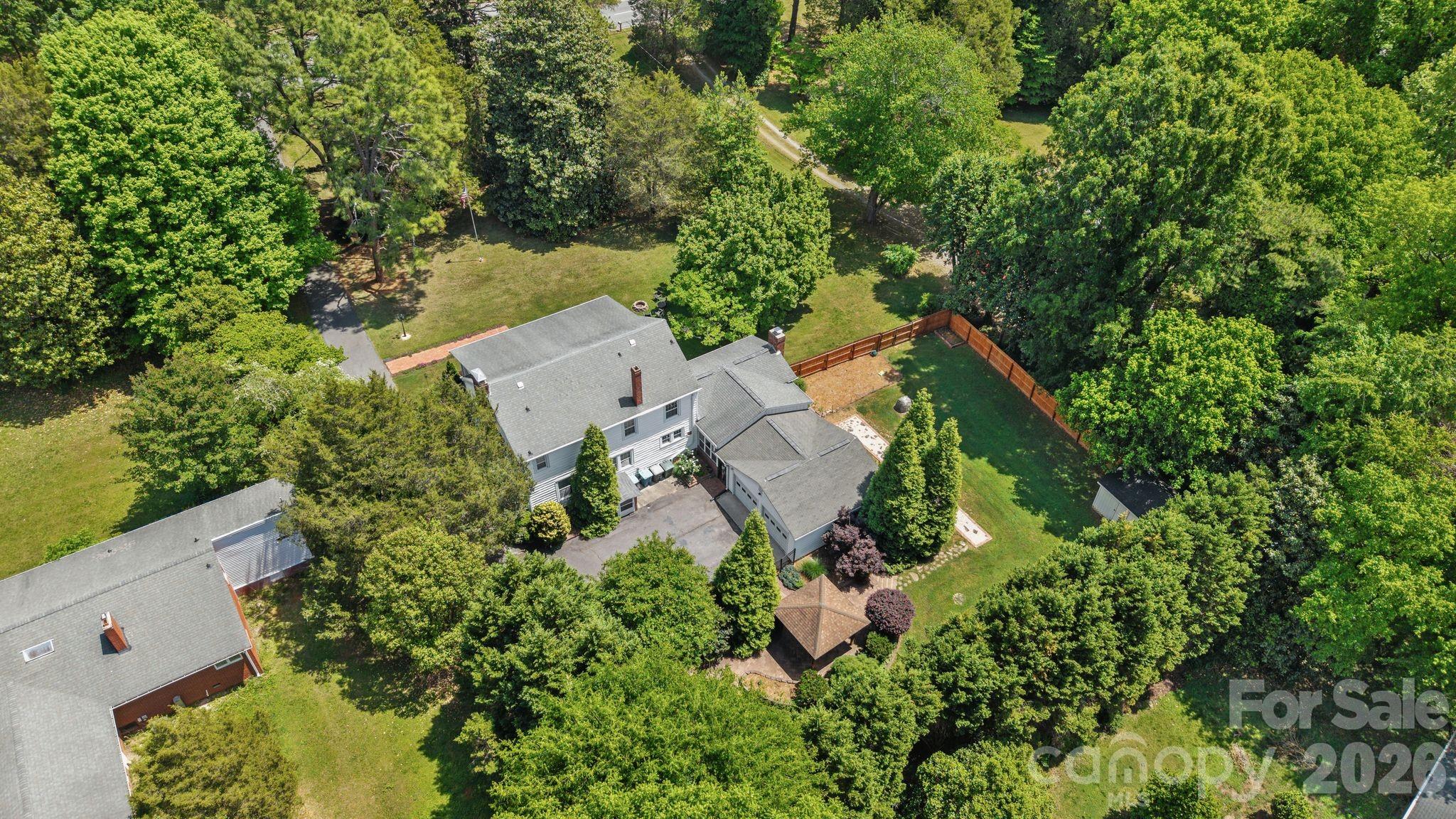 2403 E Innes Street — Salisbury