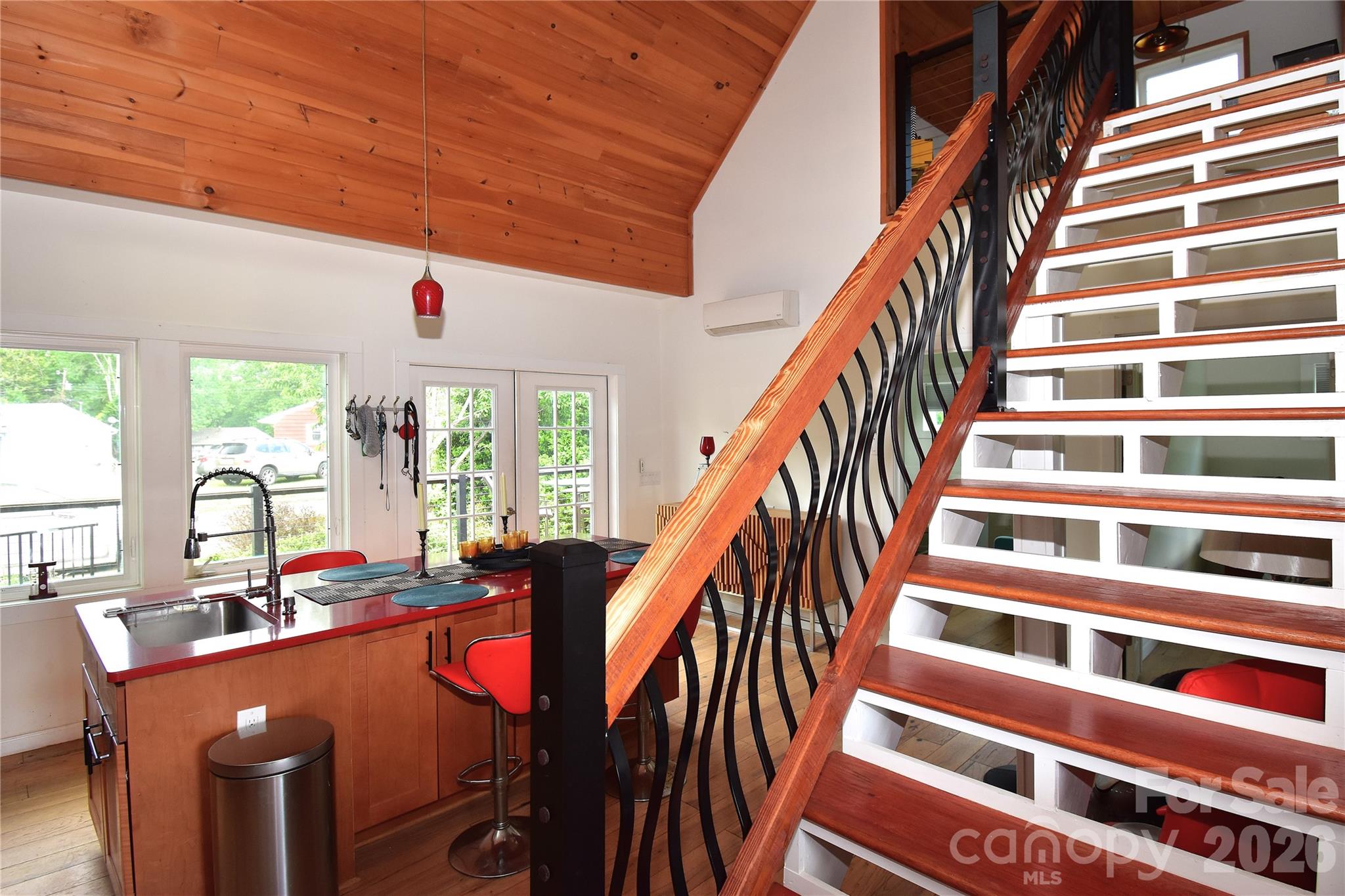 6 Belvedere Road — Asheville