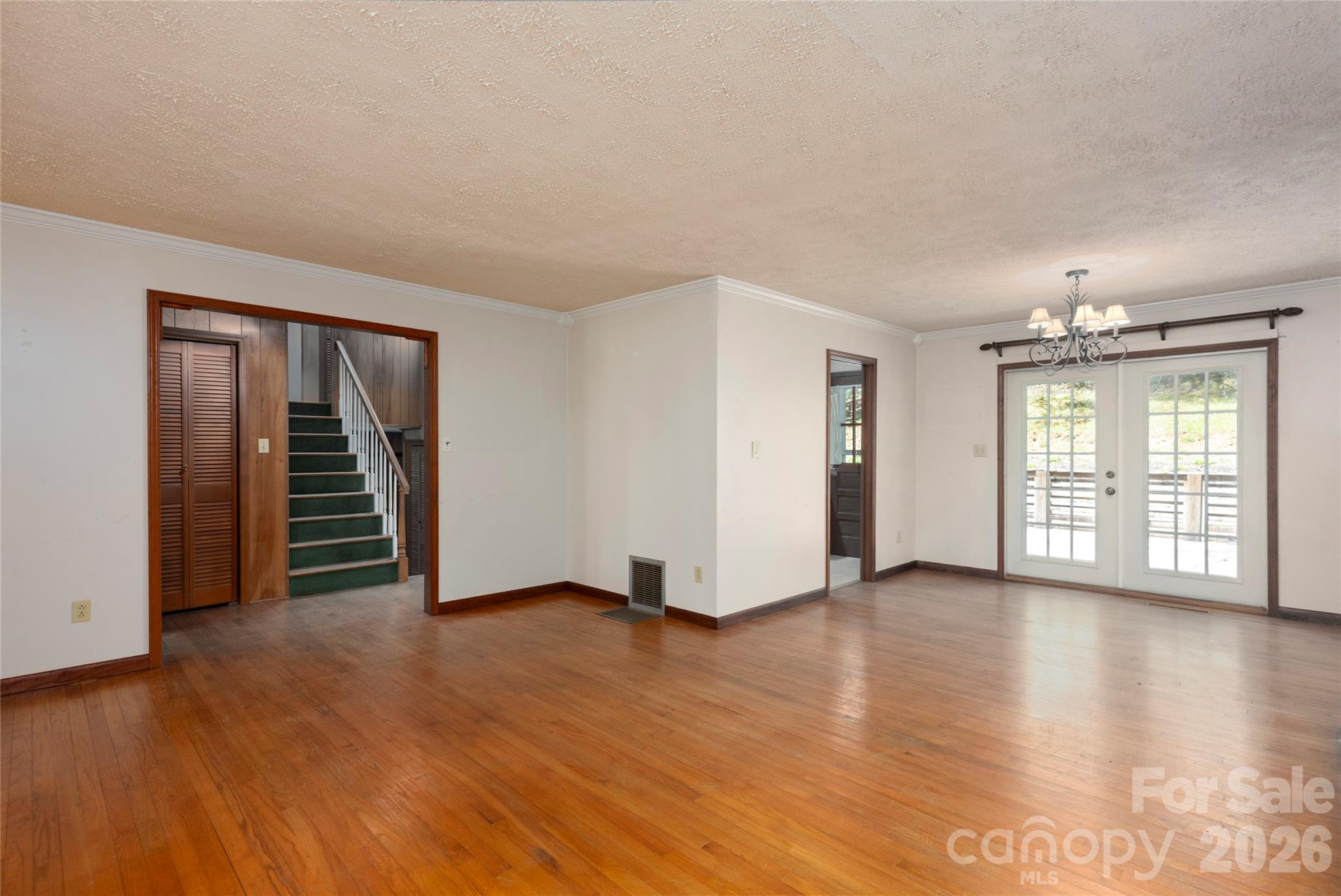 138 Stillwagon Lane — Cedar Mountain