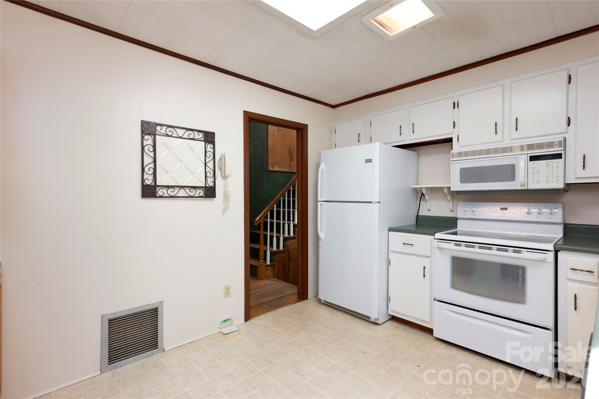 138 Stillwagon Lane — Cedar Mountain