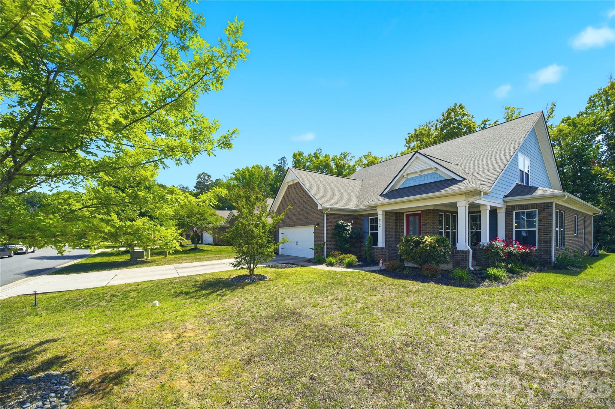 8759 Mullis Forest Court — Mint Hill