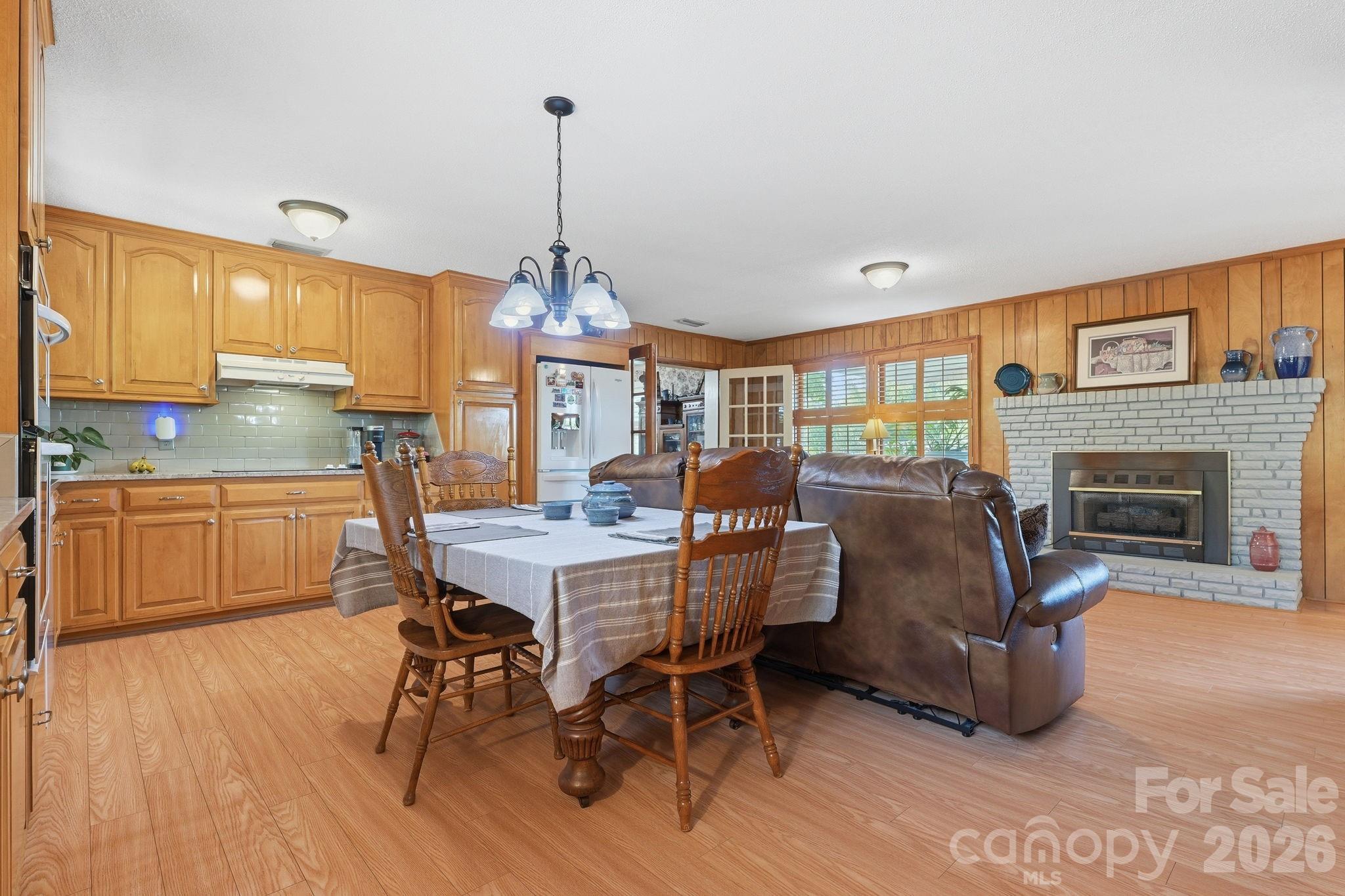 120 Shady Cove Road — Troutman