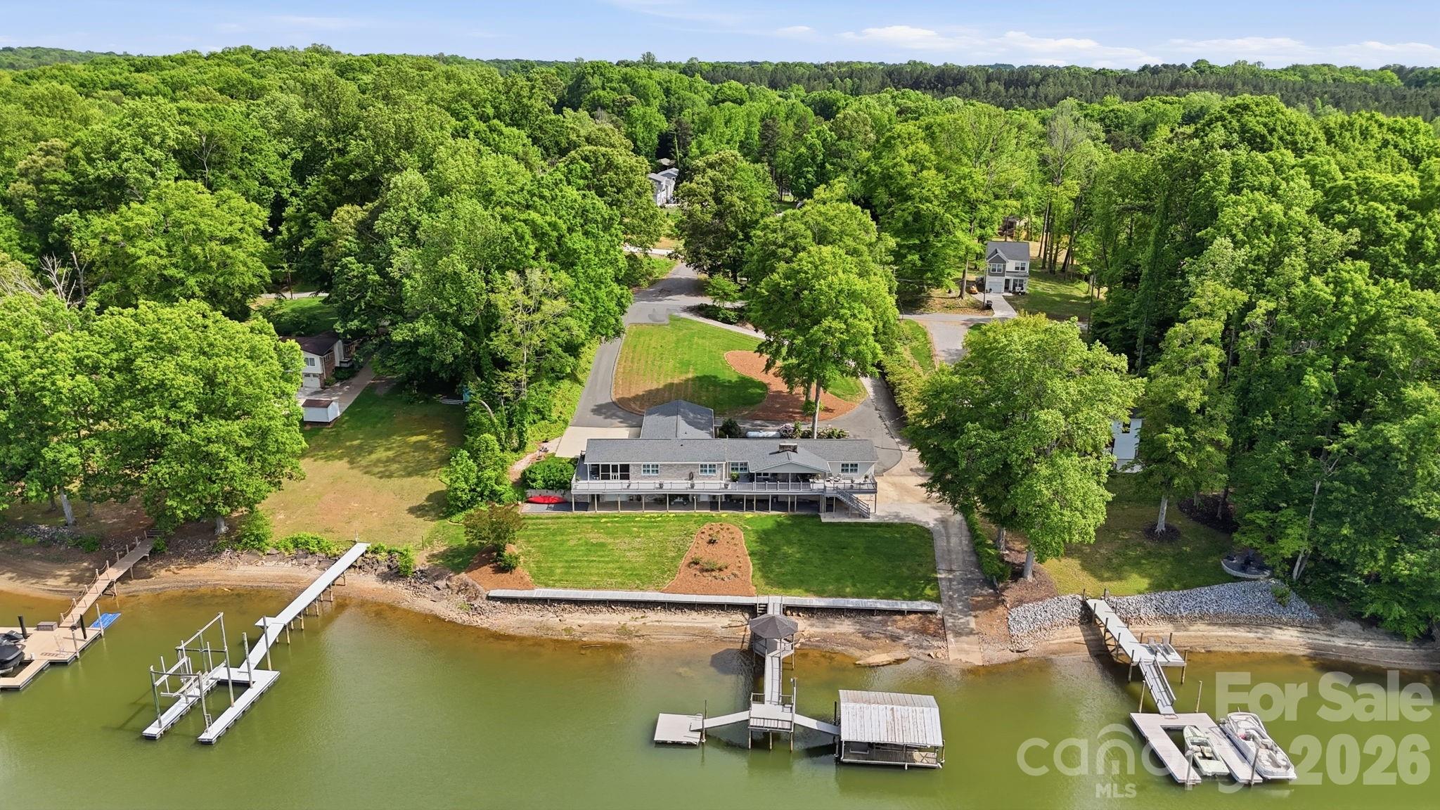 120 Shady Cove Road — Troutman