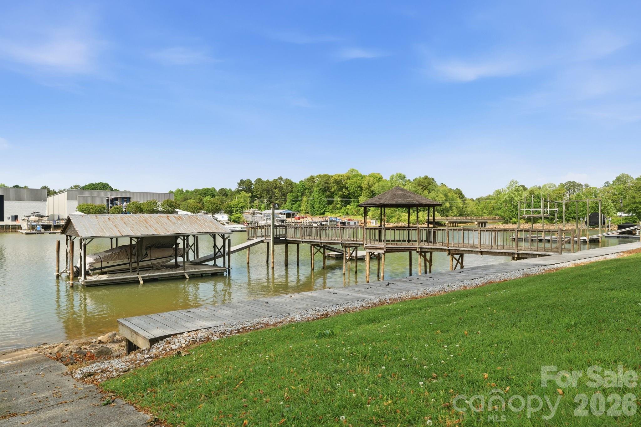 120 Shady Cove Road — Troutman