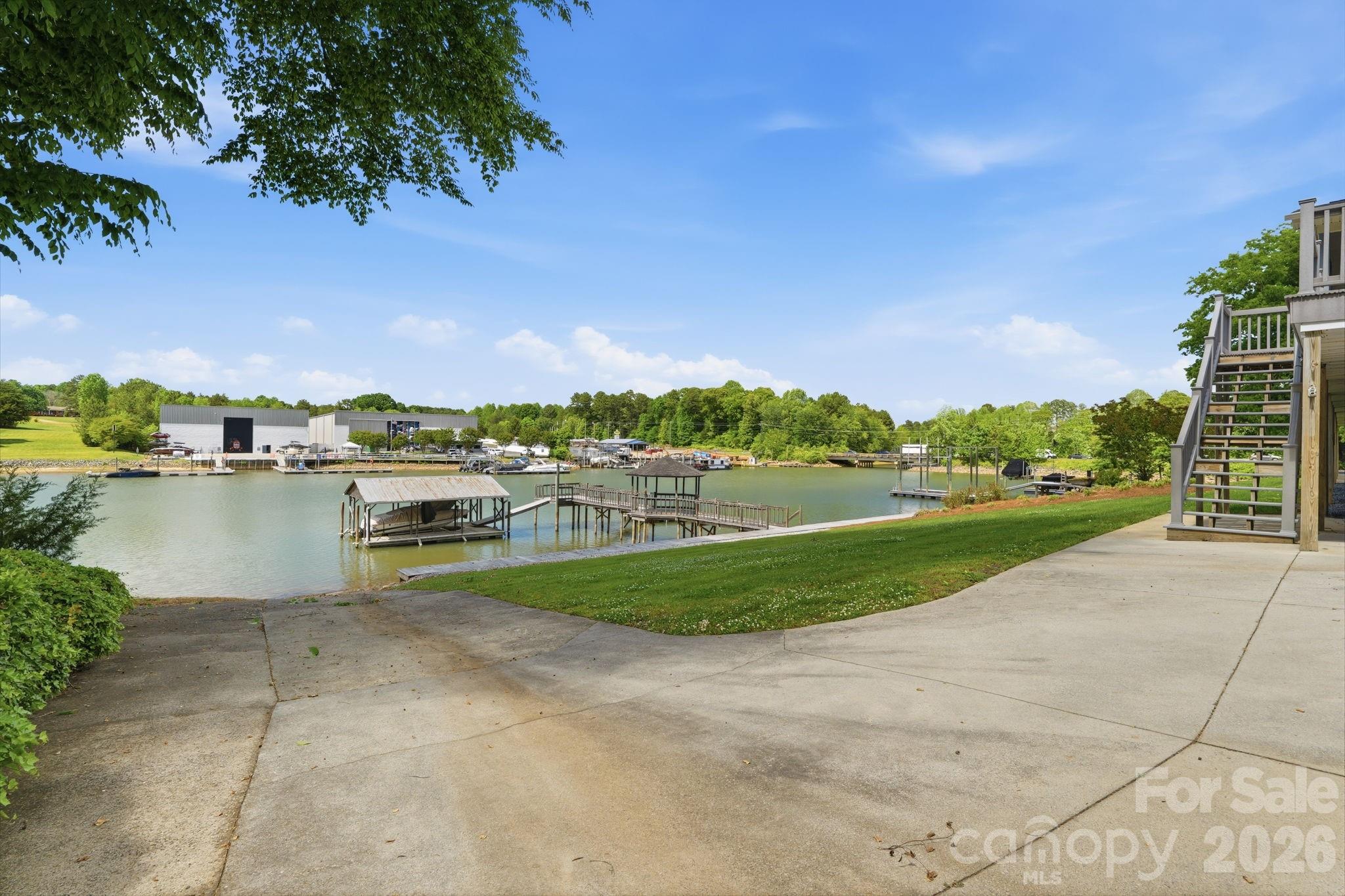120 Shady Cove Road — Troutman