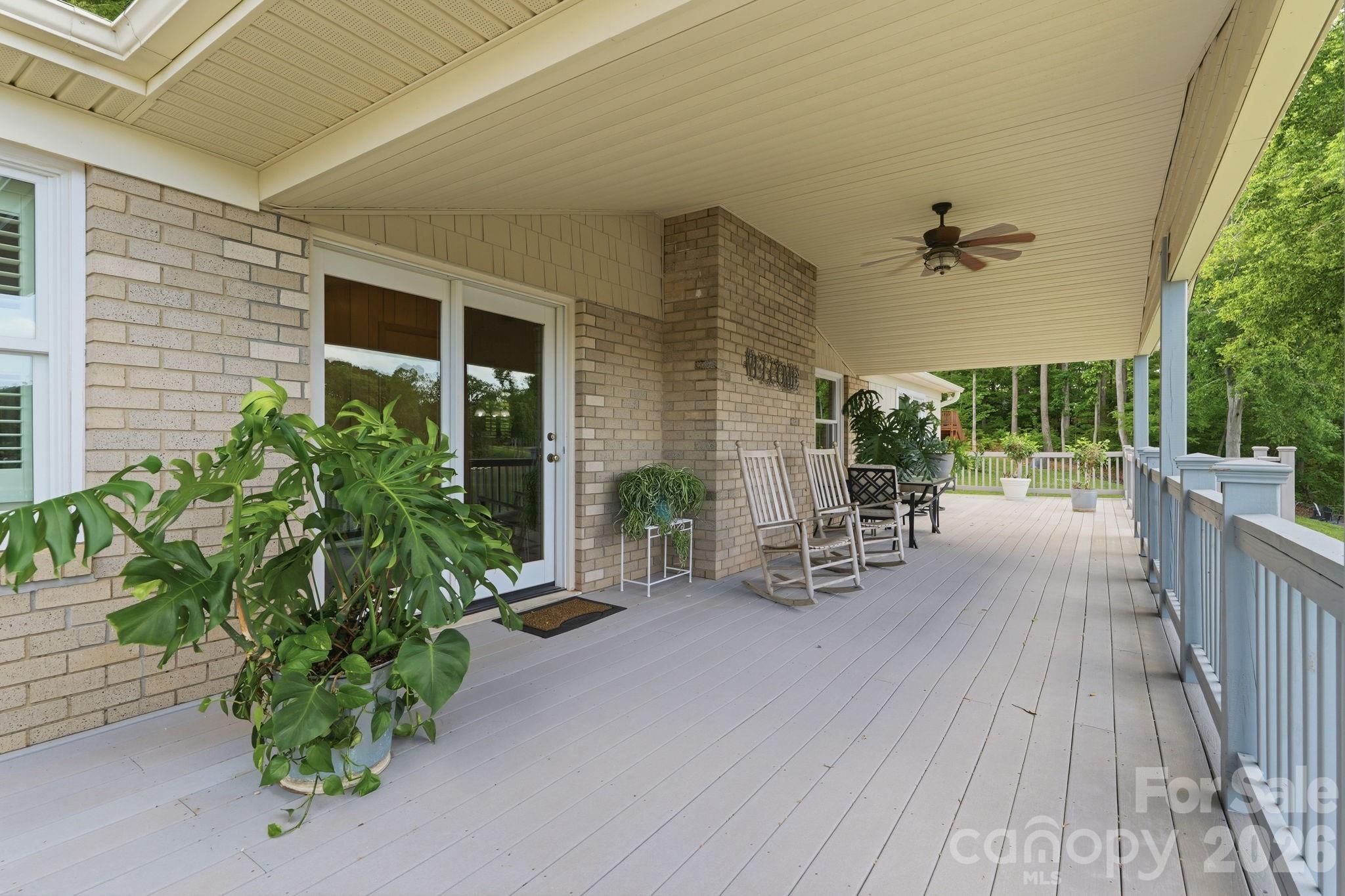 120 Shady Cove Road — Troutman