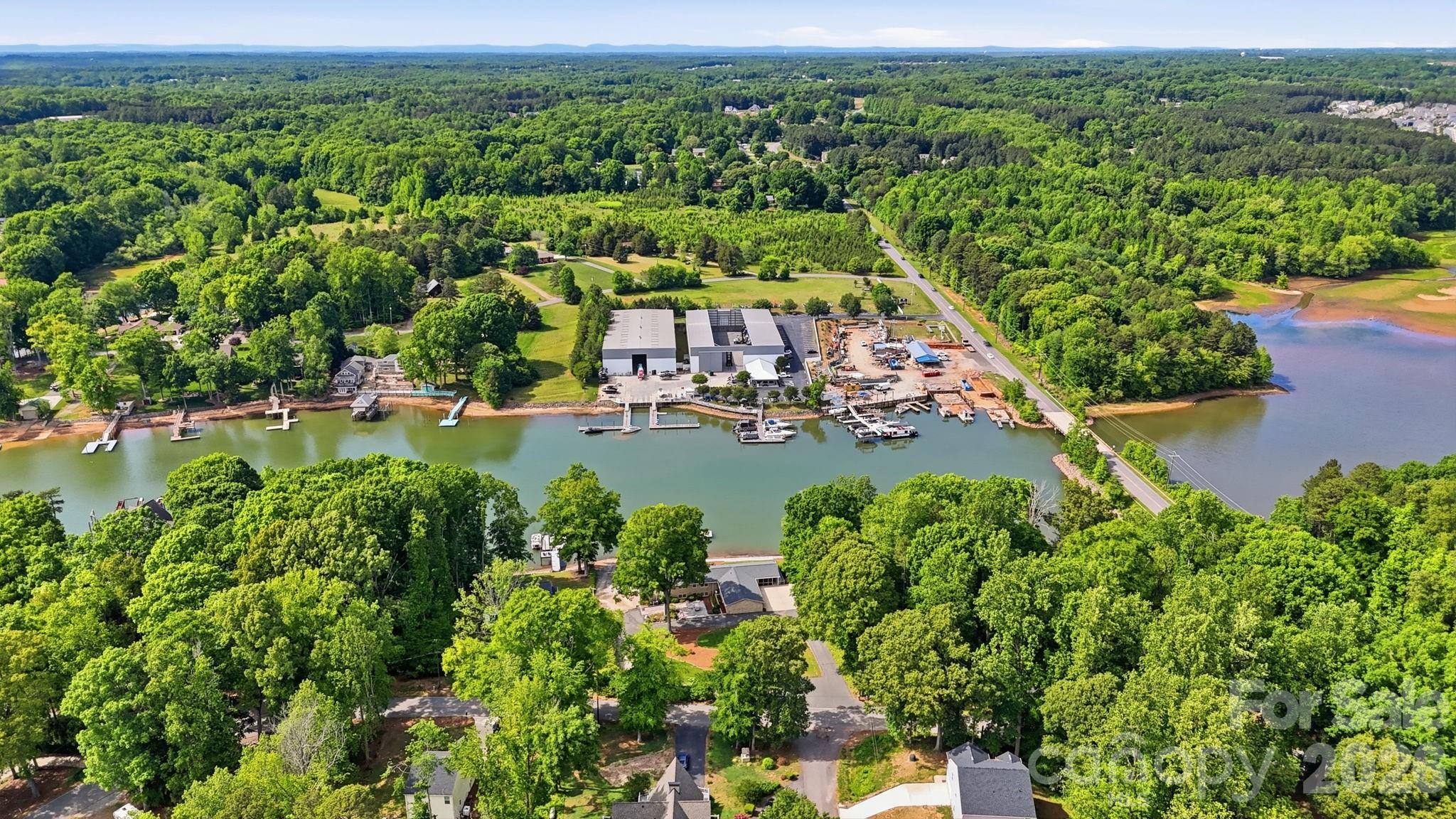 120 Shady Cove Road — Troutman
